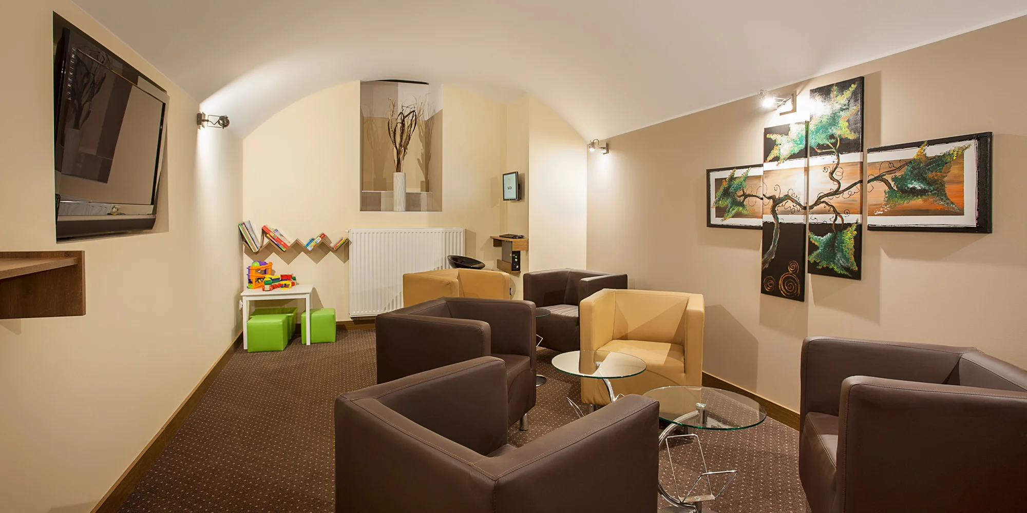 Elegantní hotel v Krakově: snídaně i relax na zahradě, 1 km od Hlavního náměstí