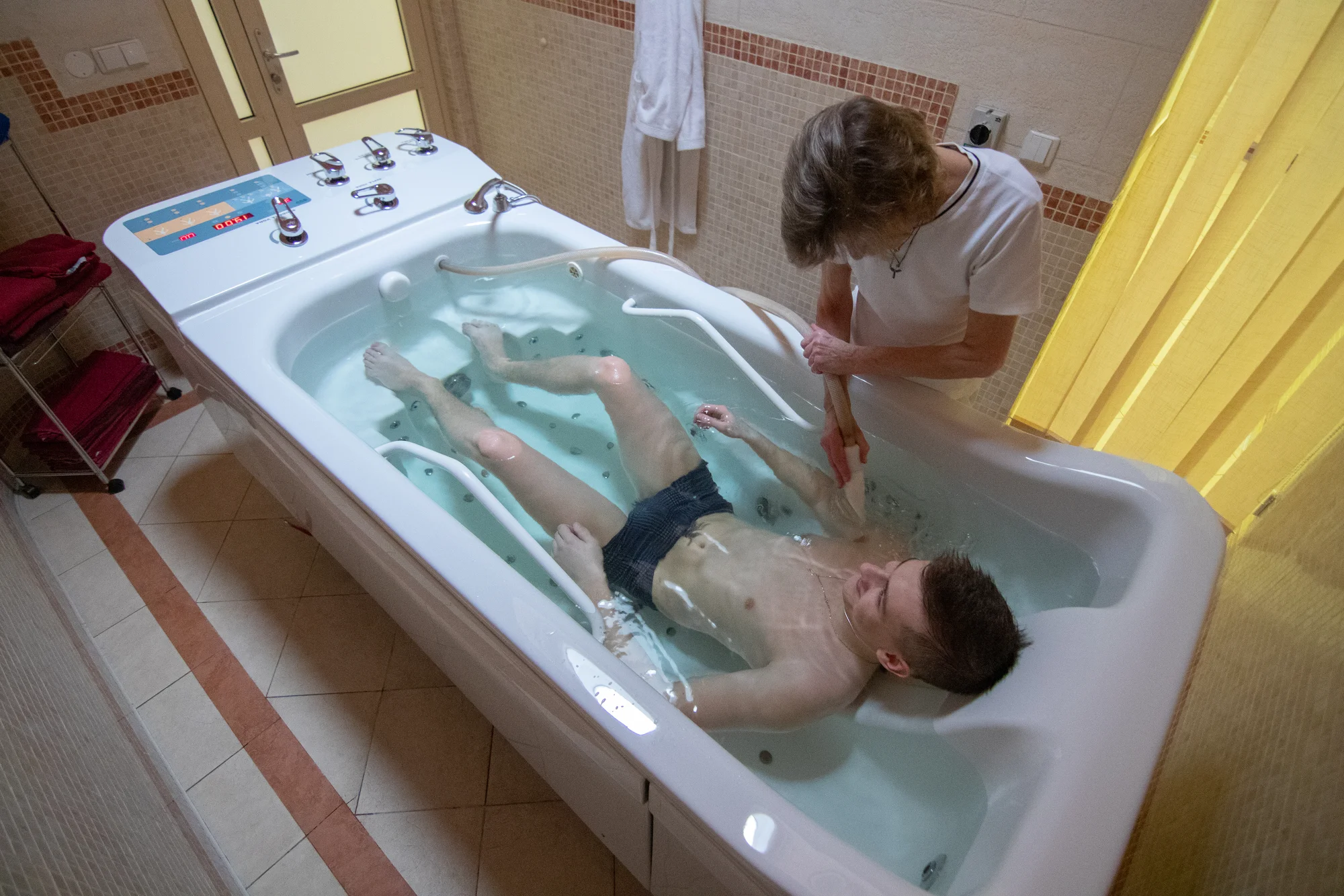 4* relaxace v Karlových Varech s polopenzí, wellness a procedurami