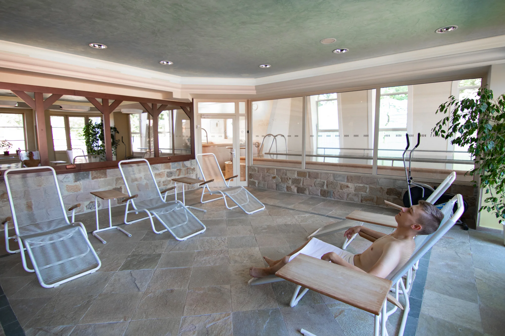 4* relaxace v Karlových Varech s polopenzí, wellness a procedurami