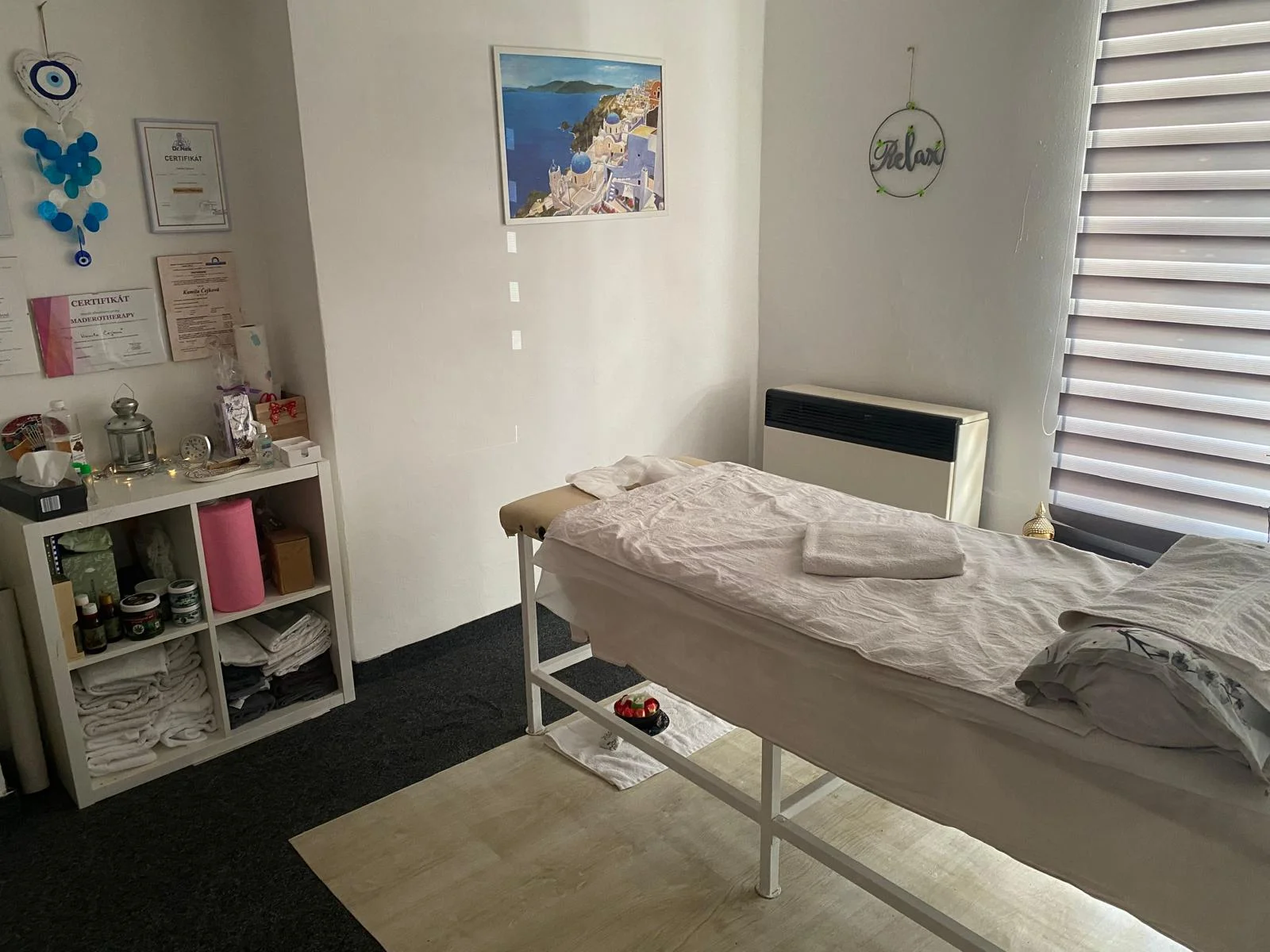 Maderoterapie těla či obličeje včetně zábalu nebo relaxační masáže hlavy