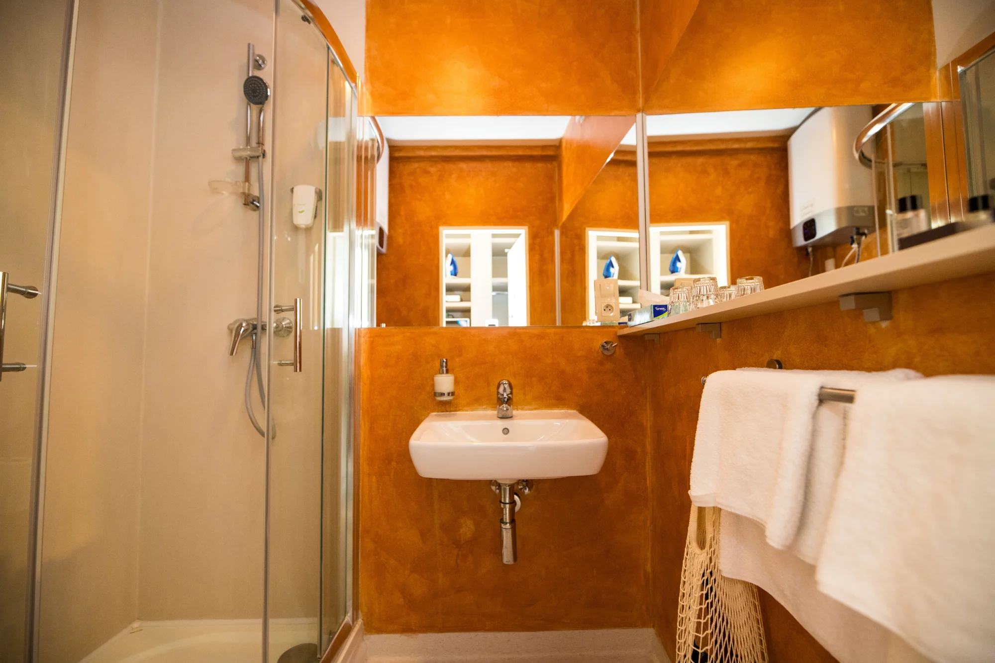 Designový smarthotel v Olomouci: pobyt kousek od centra s možností privátní sauny