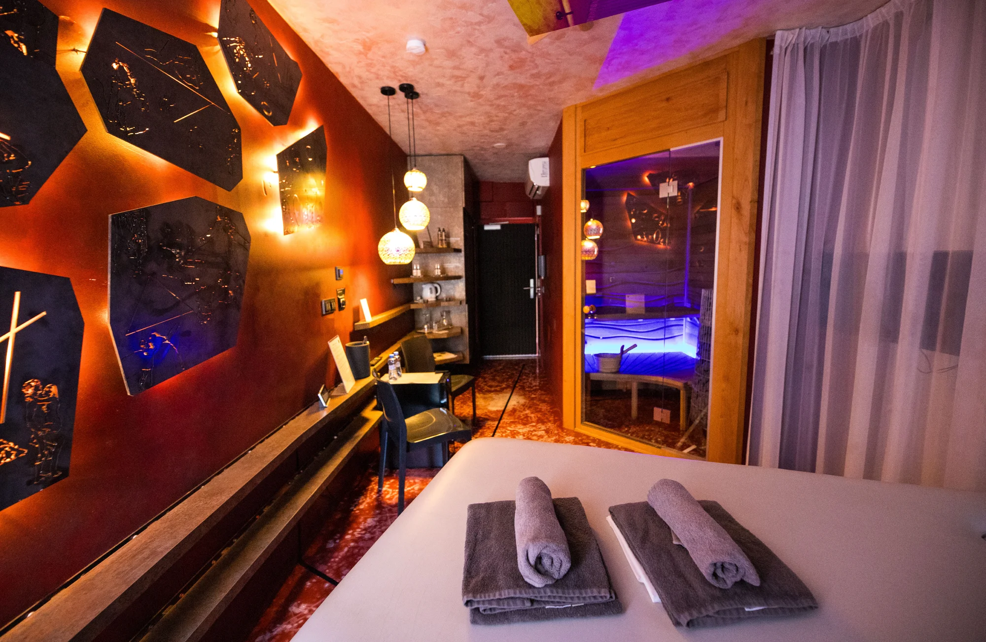 Designový smarthotel v Olomouci: pobyt kousek od centra s možností privátní sauny