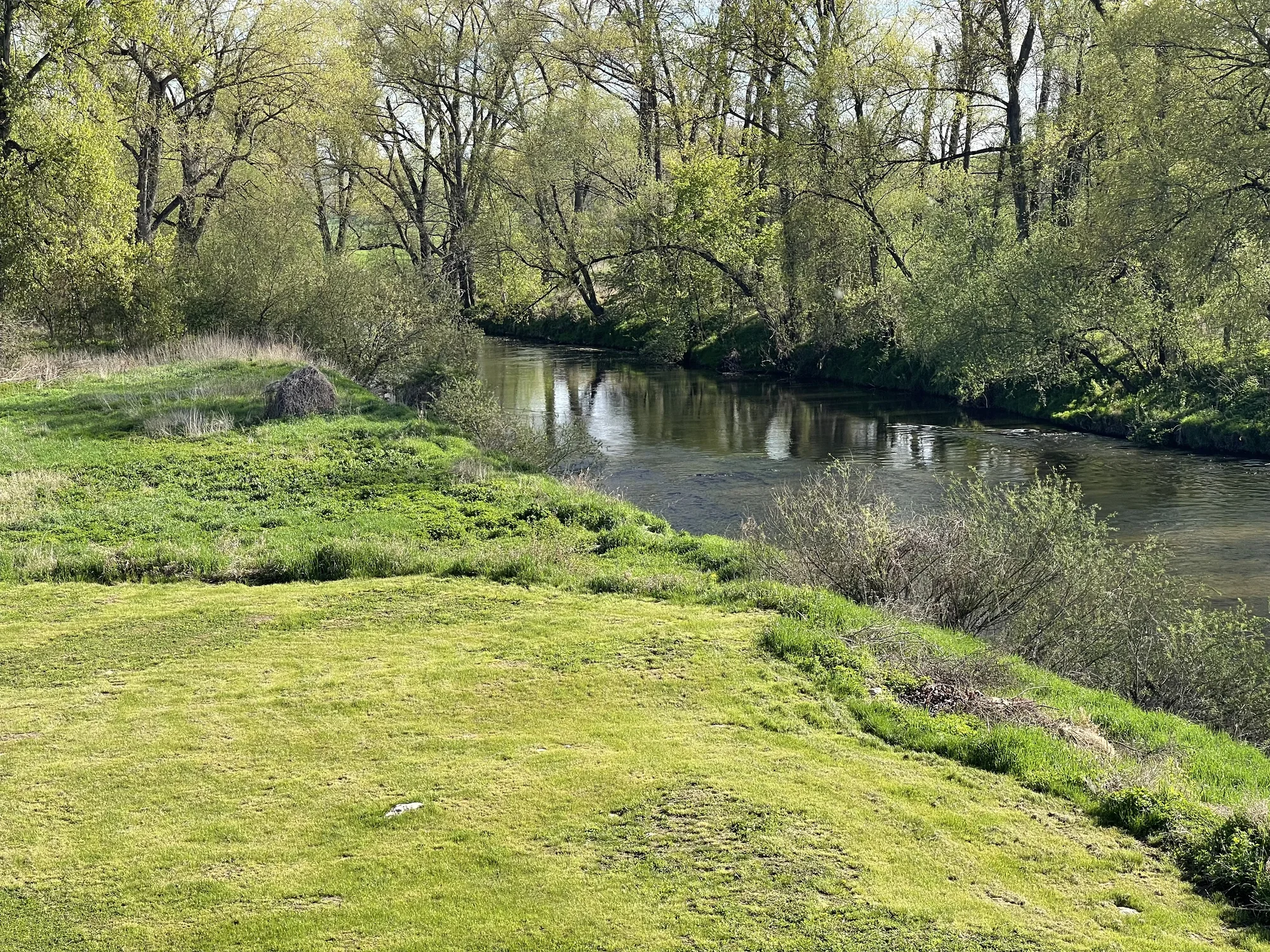 Pobyt v maringotce u Jizery: u lesa a cyklostezky, vč. možnosti snídaně, 6 km od Benátek nad Jizerou