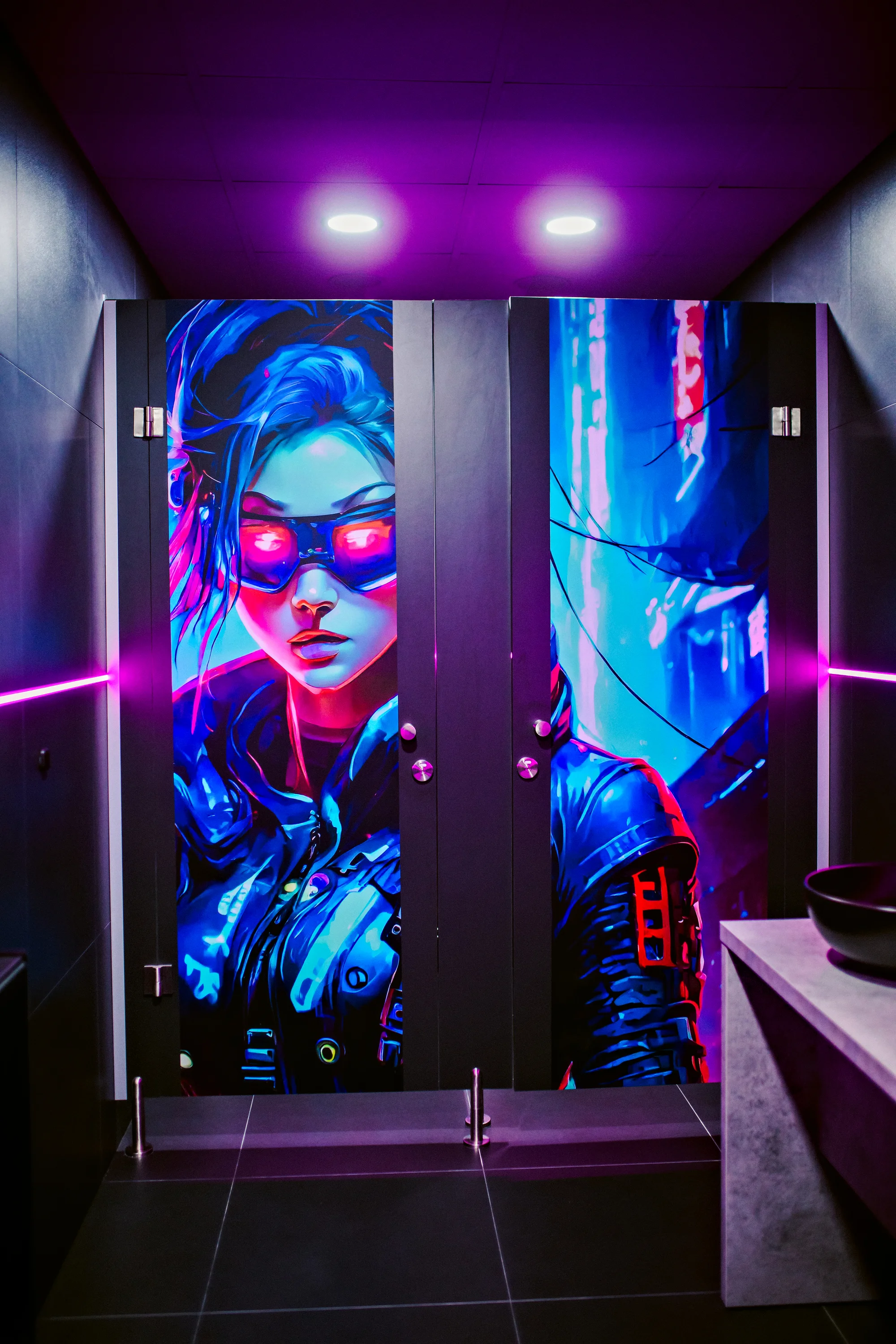 Užijte si 3, 5 nebo 7 hodin hraní či narozeninovou oslavu v gaming aréně, vč. pizzy a nápoje