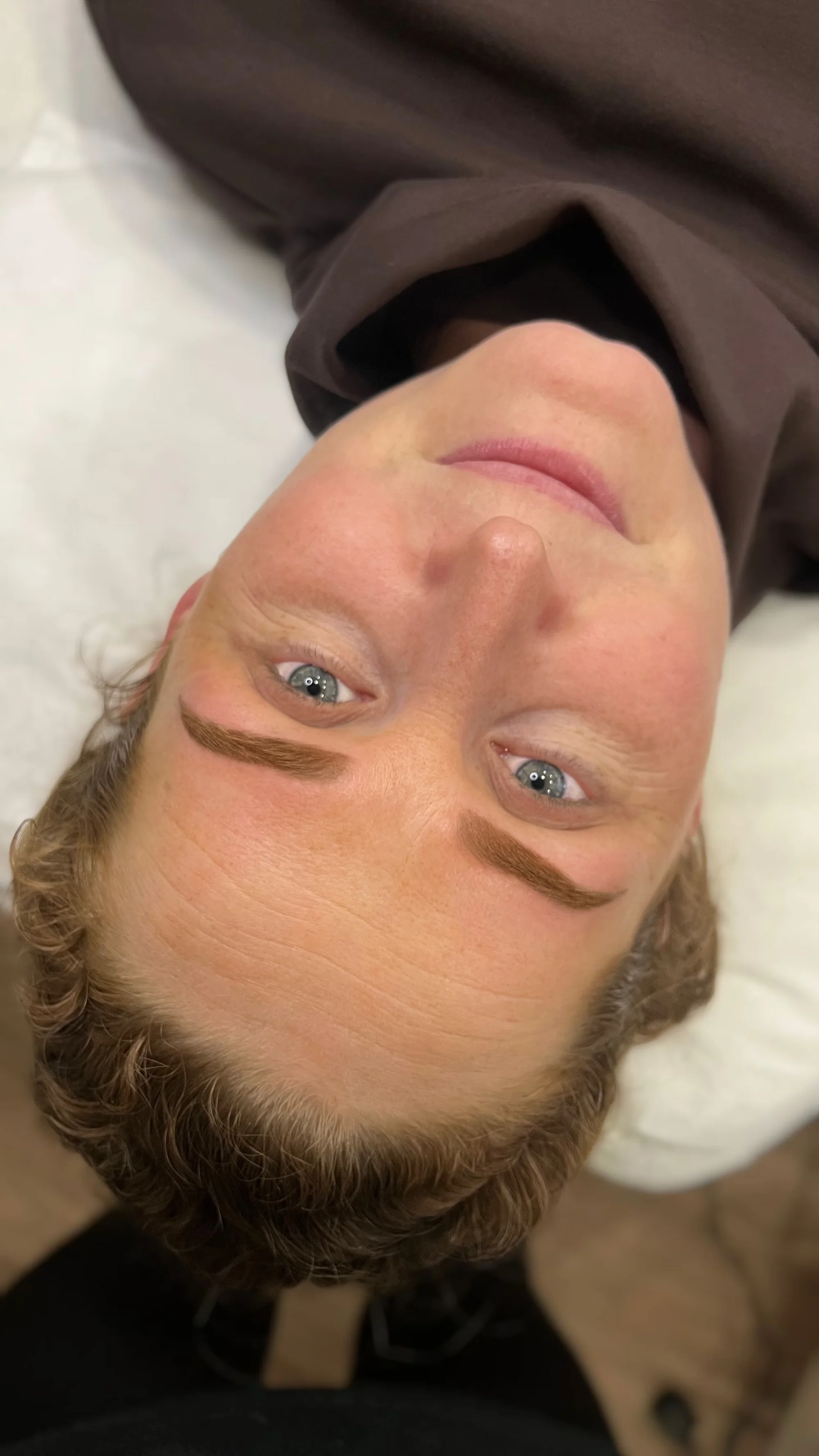 Permanentní zkrášlení: obočí, oční linky nebo rty