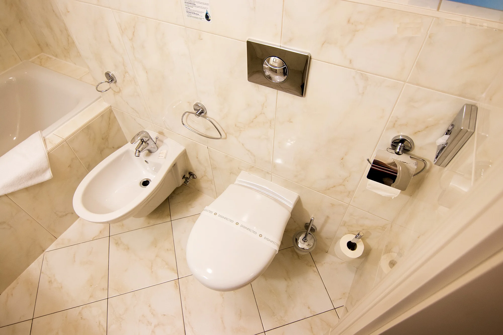 4* relaxace v Karlových Varech s polopenzí, wellness a procedurami