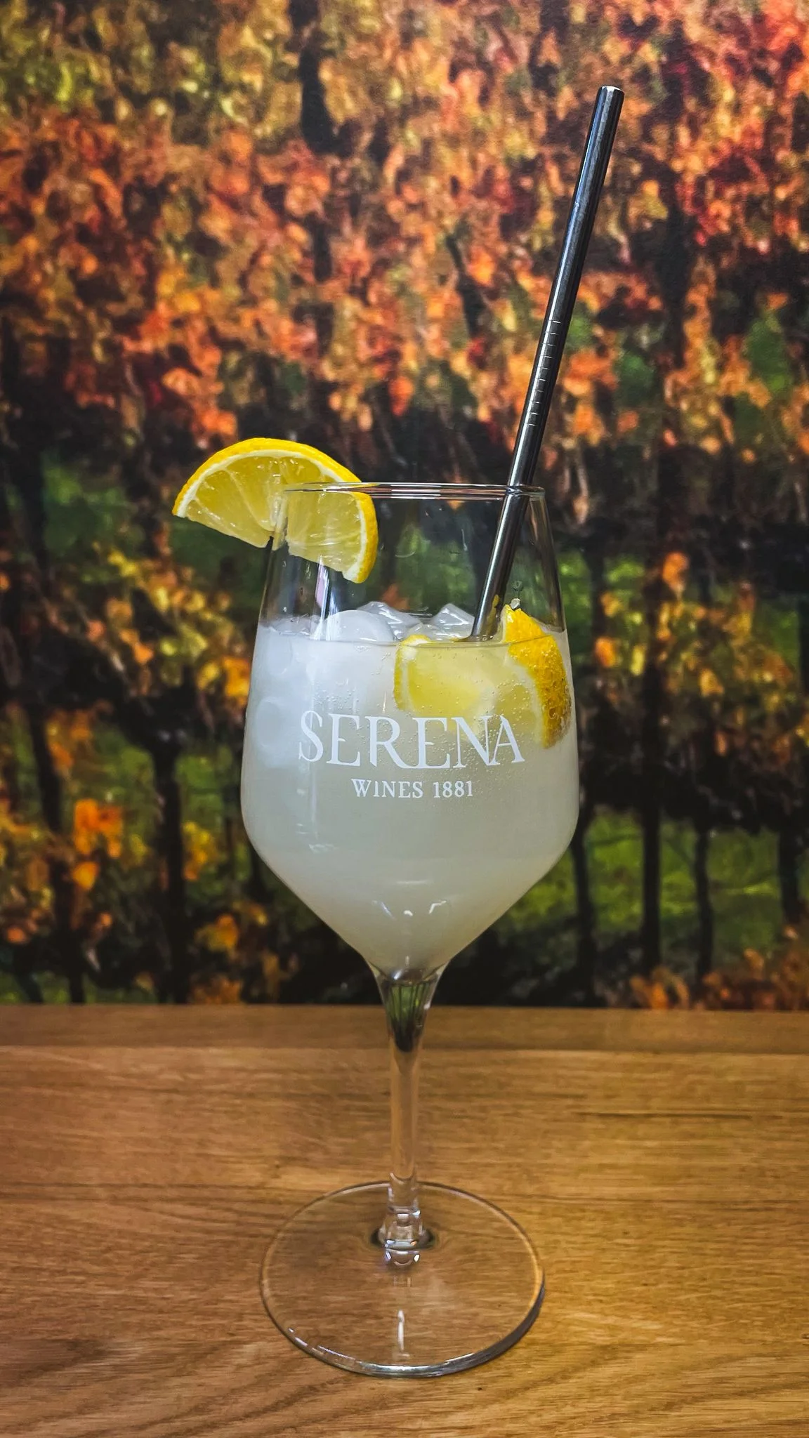 Vinotéka na Žižkově: stáčené Frizzante či Aperol, Hugo i Hruška Spritz