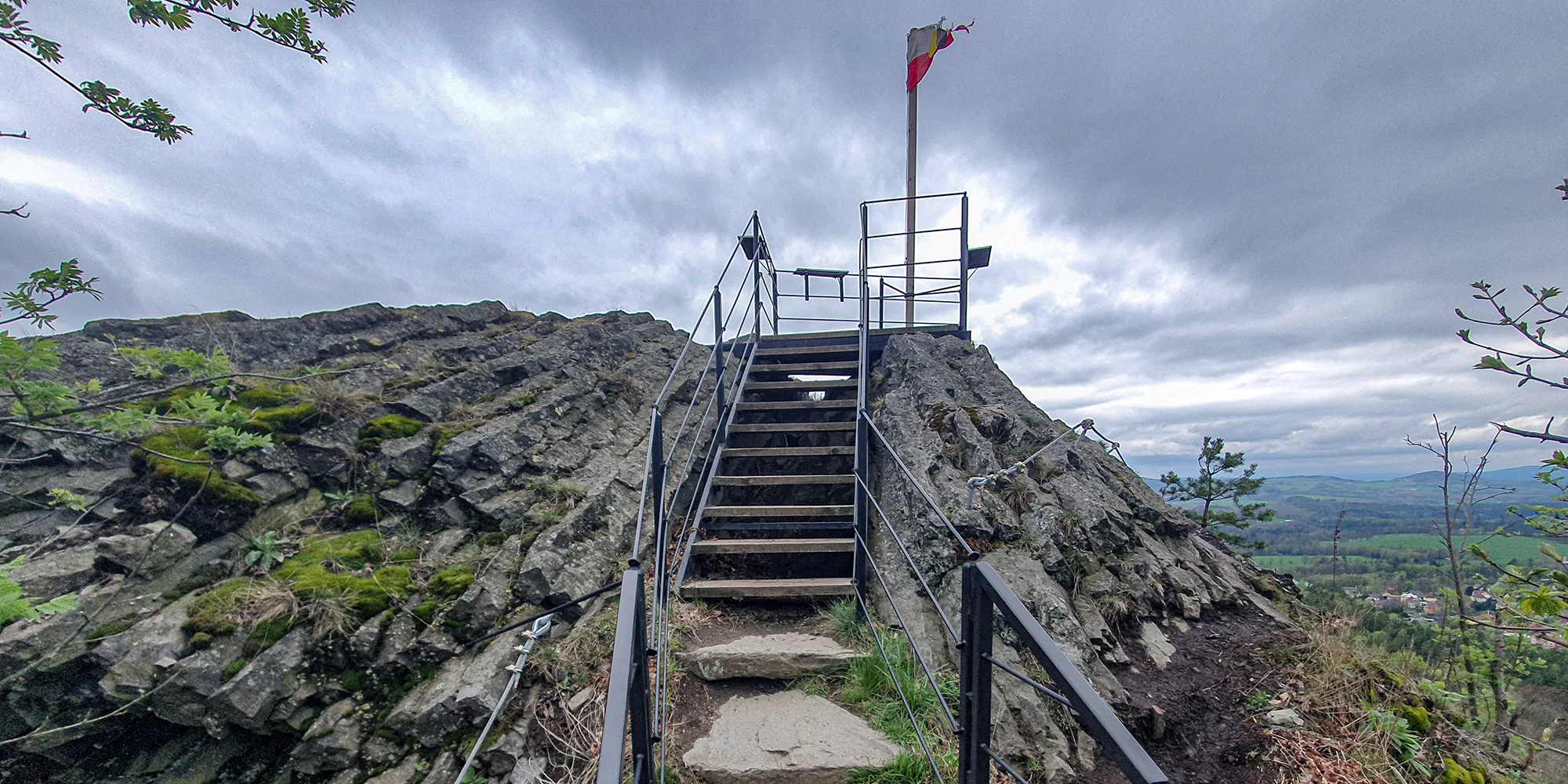 Via Ferrata: lezení po zajištěných cestách na Jehlu u České Kamenice až pro 3 osoby