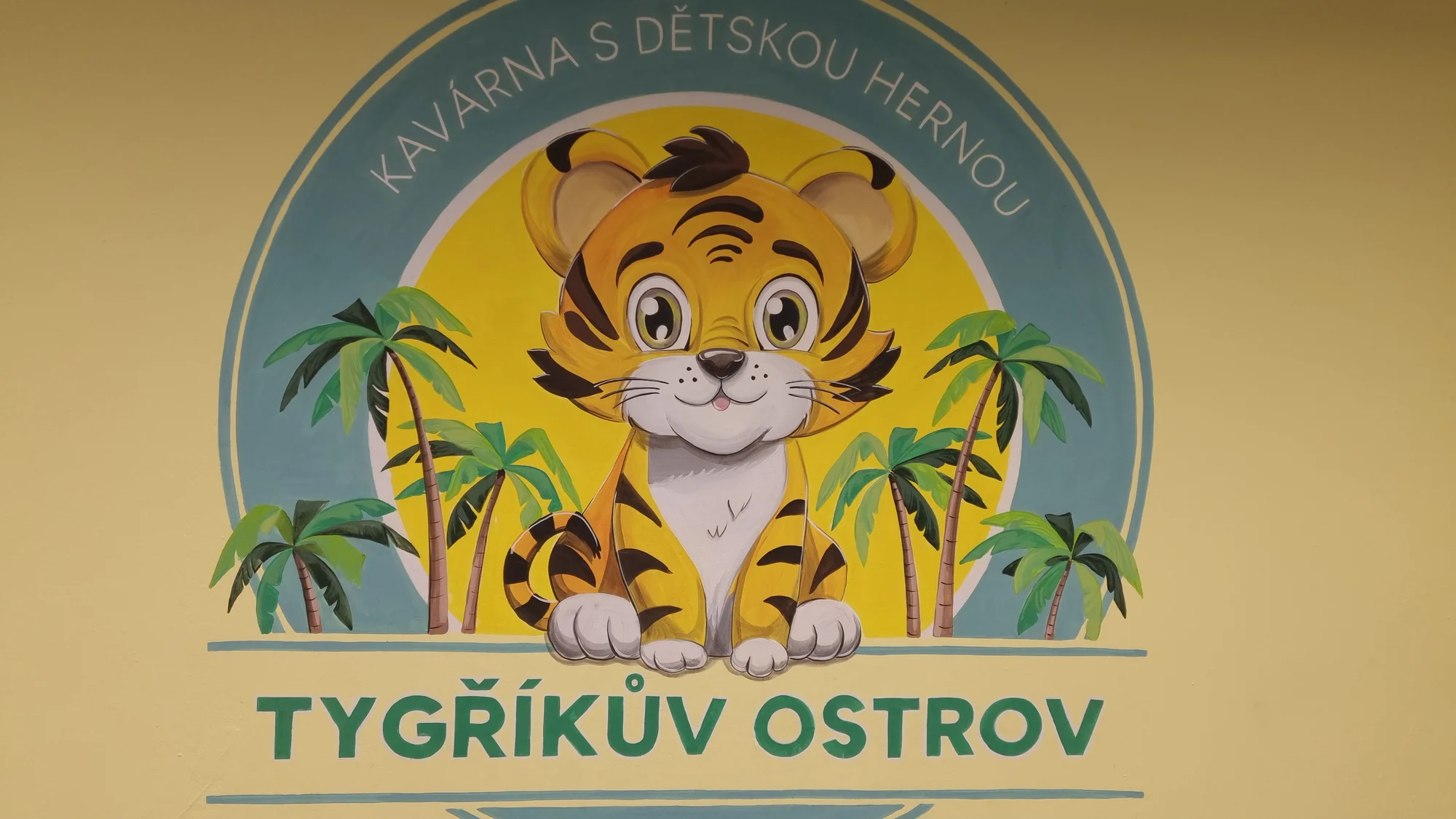 Časově neomezený vstup do kavárny s dětskou hernou: pro 1 či 2 děti, vč. občerstvení a nápojů