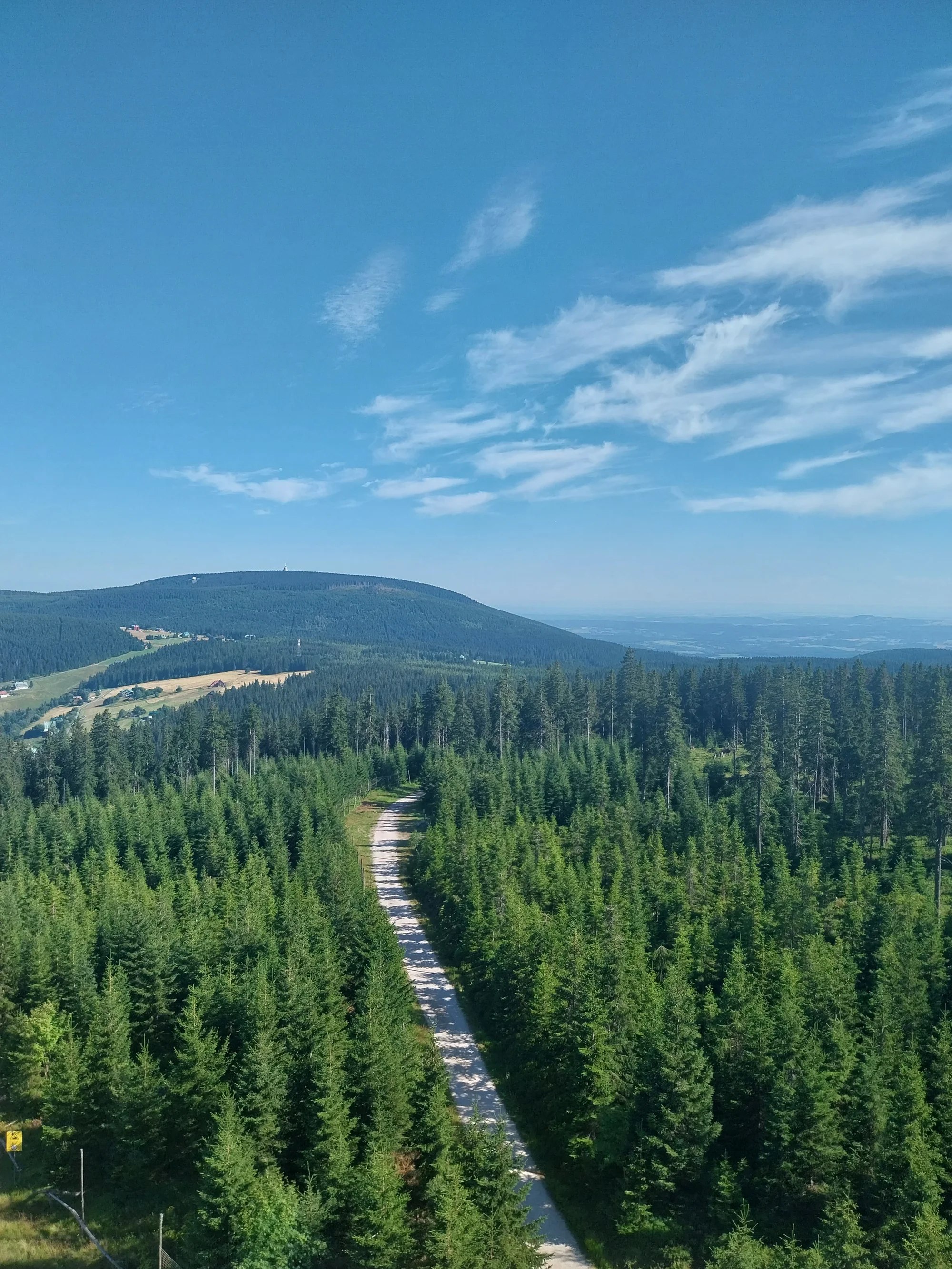 Pobyt v Peci pod Sněžkou: designový 4* hotel se snídaní a lahví vína