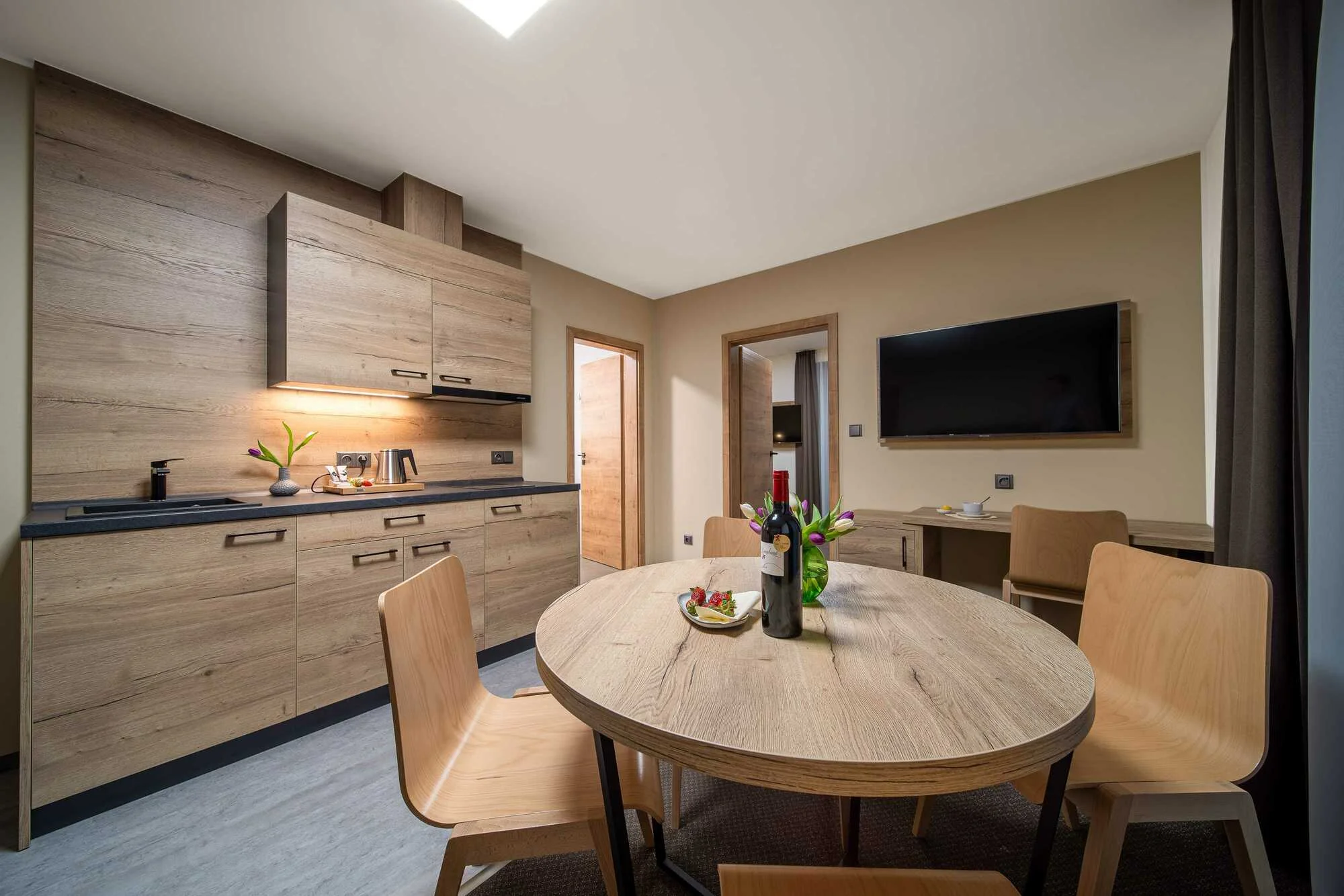 Pobyt v Peci pod Sněžkou: designový 4* hotel se snídaní a lahví vína