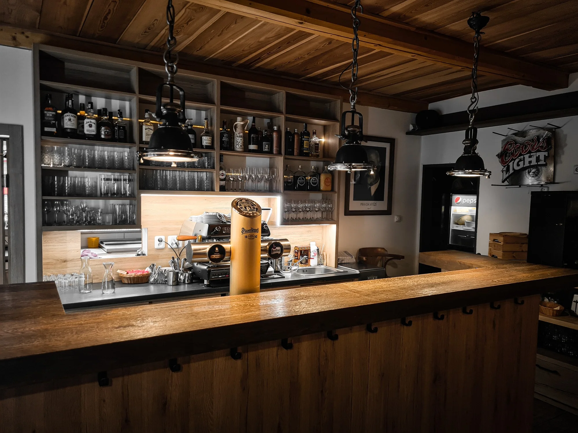 Pobyt v Peci pod Sněžkou: designový 4* hotel se snídaní a lahví vína