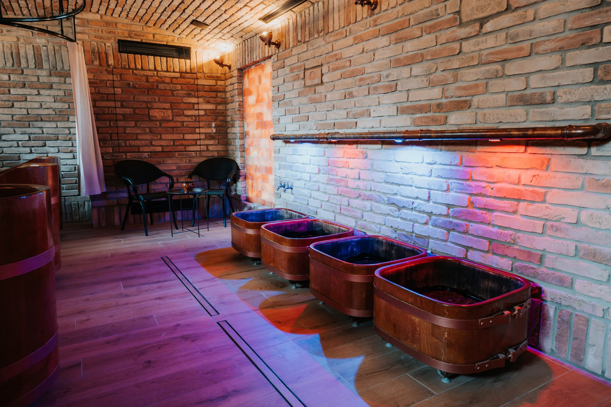 Trendy hotel v centru lázeňského města Piešťany: snídaně či polopenze i pivní wellness