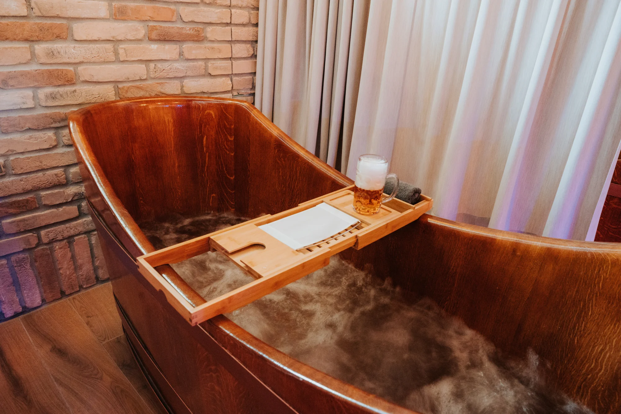 Dovolená v centru lázeňského města Piešťany pro dva: vč. wellness balíčku i bohaté polopenze