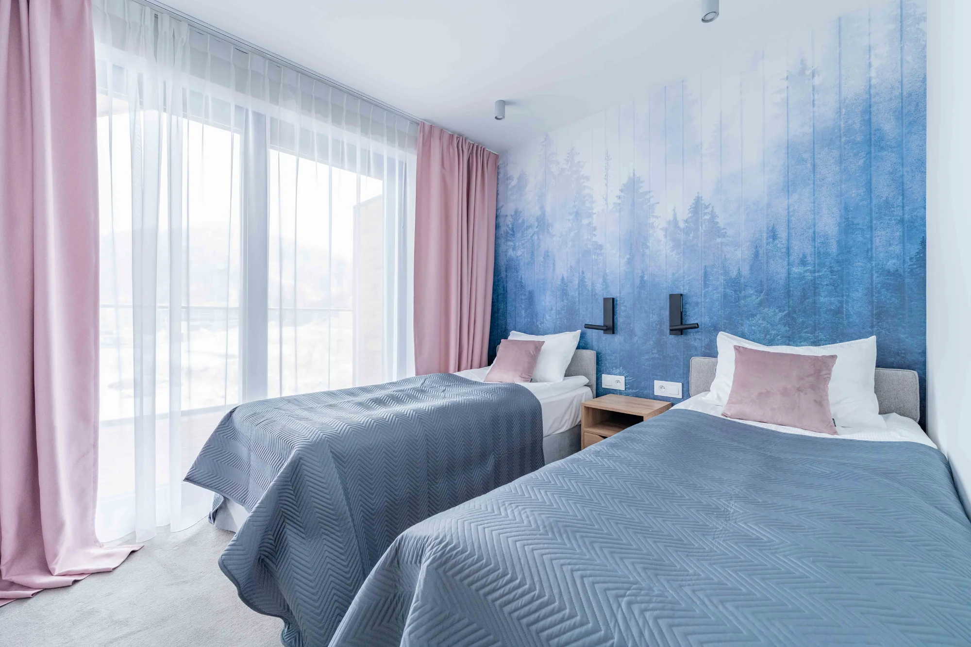 Dovolená ve Slezských Beskydech: moderní aparthotel se snídaní, vstup do saunaria
