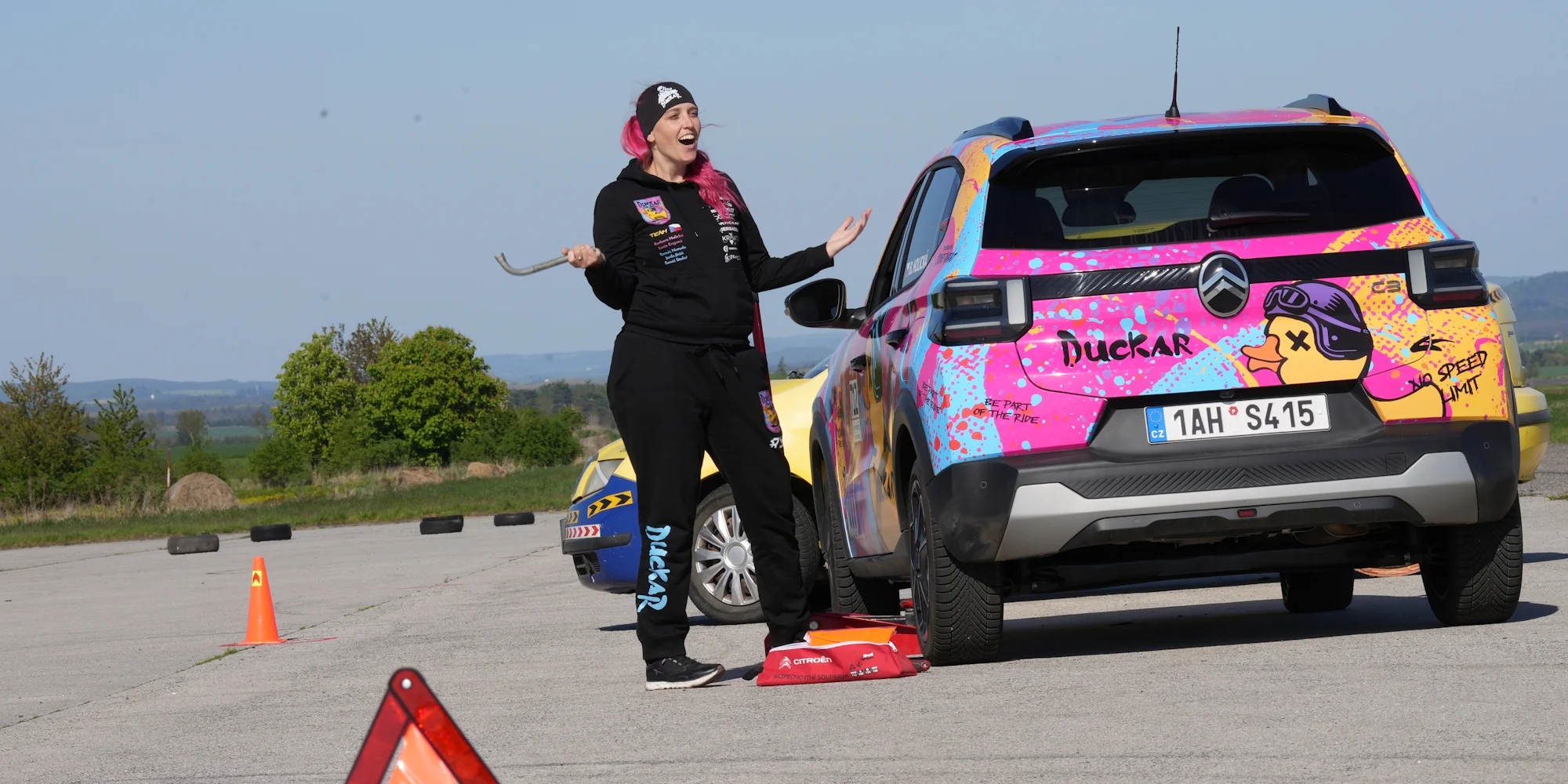 Zážitky za volantem: kurzy smyku a bezpečného driftování u Příbrami