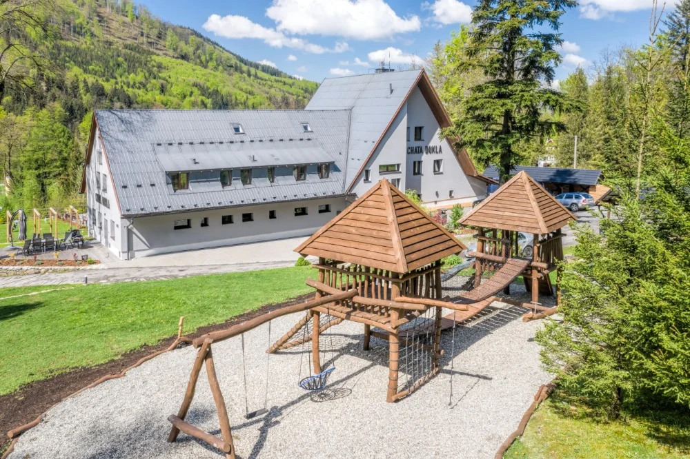 Pobyt na Čeladné: snídaně či polopenze i sauna