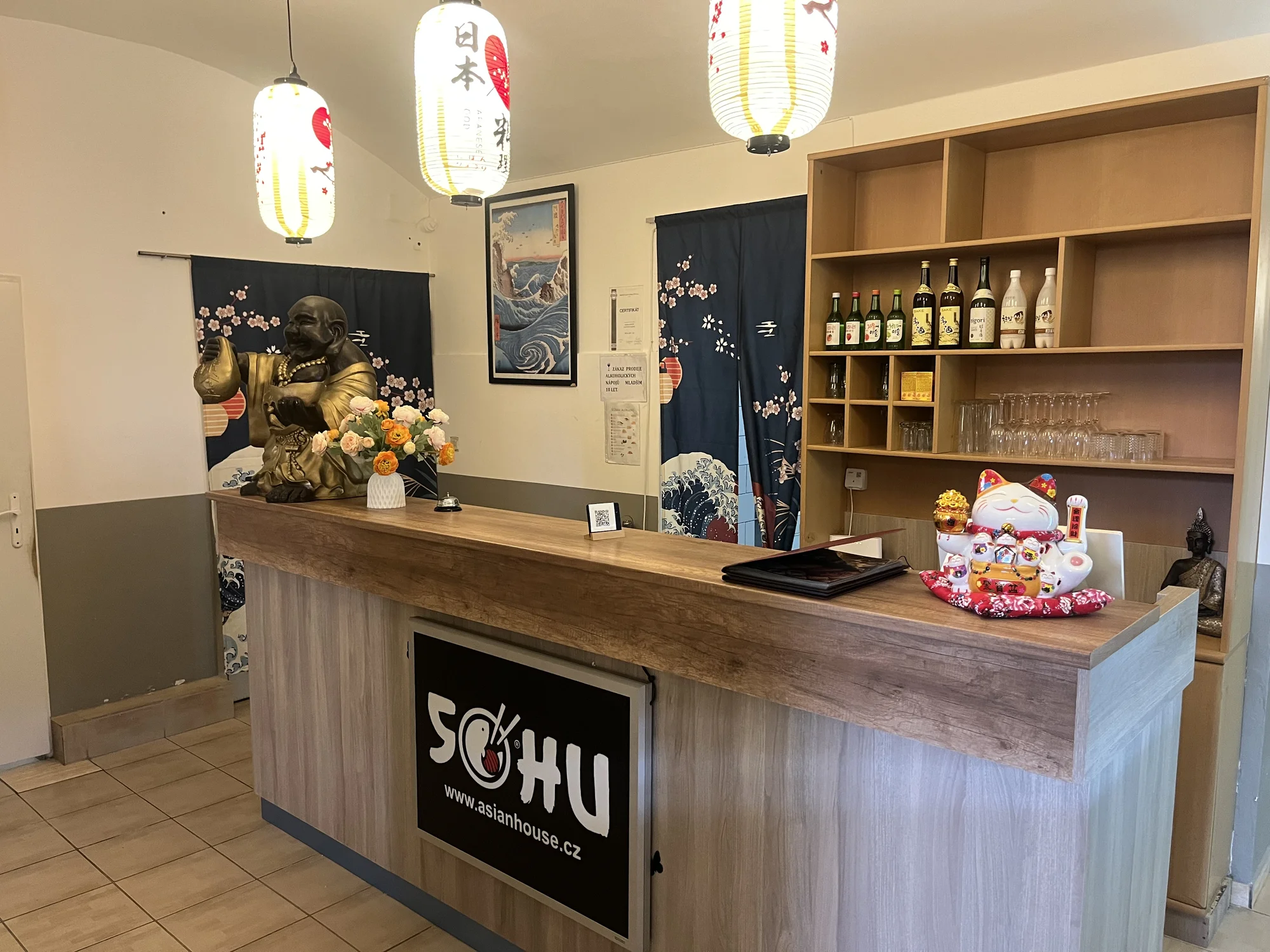 Pestré sushi sety ve Vršovicích: 12 nebo až 71 kousků i s polévkou a salátem wakame