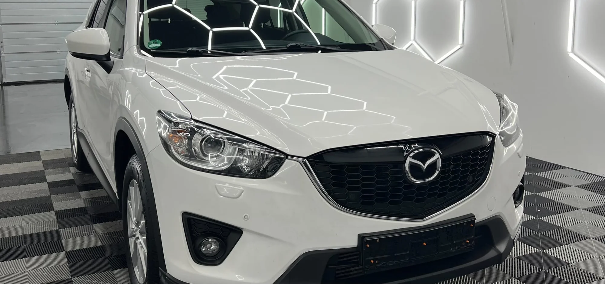 Čištění exteriéru vozu s roční keramickou ochranou pro osobní vozy, SUV i MPV