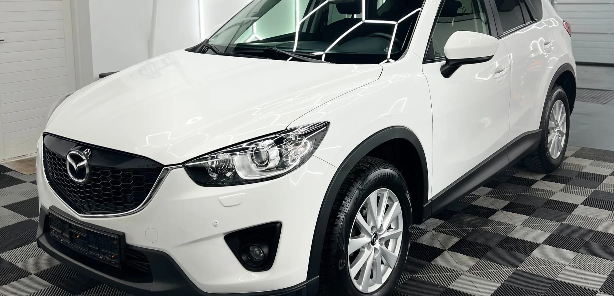 Čištění exteriéru vozu s roční keramickou ochranou pro osobní vozy, SUV i MPV