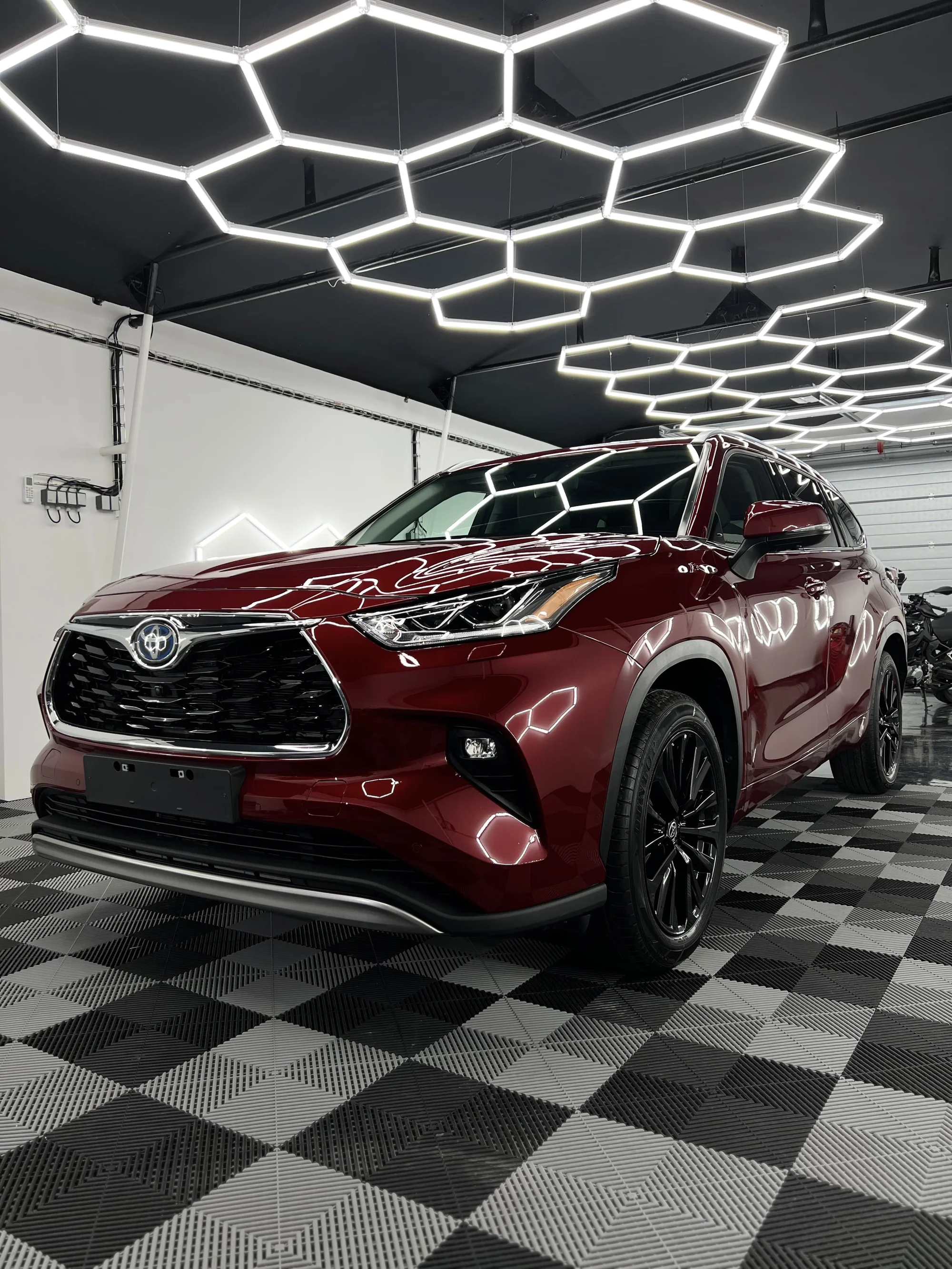 Čištění exteriéru vozu s roční keramickou ochranou pro osobní vozy, SUV i MPV