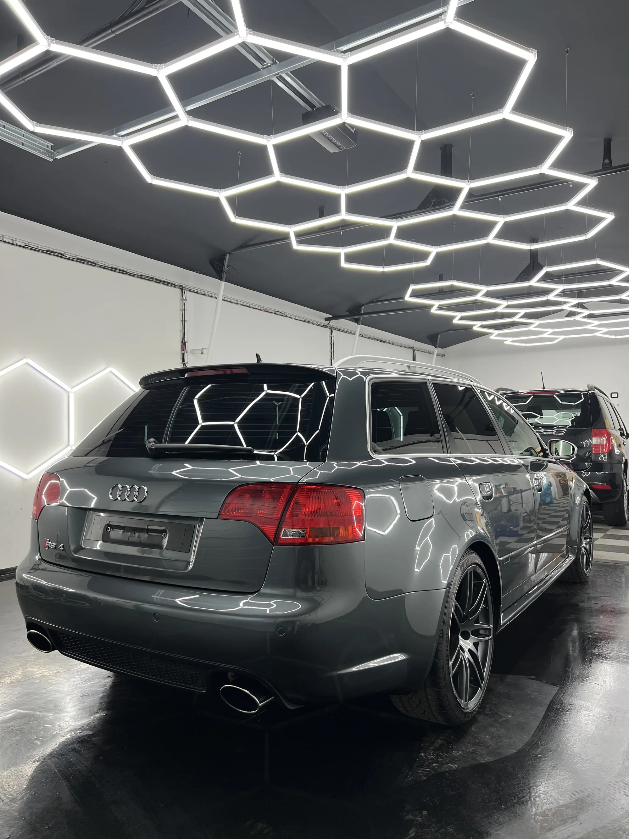 Čištění exteriéru vozu s roční keramickou ochranou pro osobní vozy, SUV i MPV