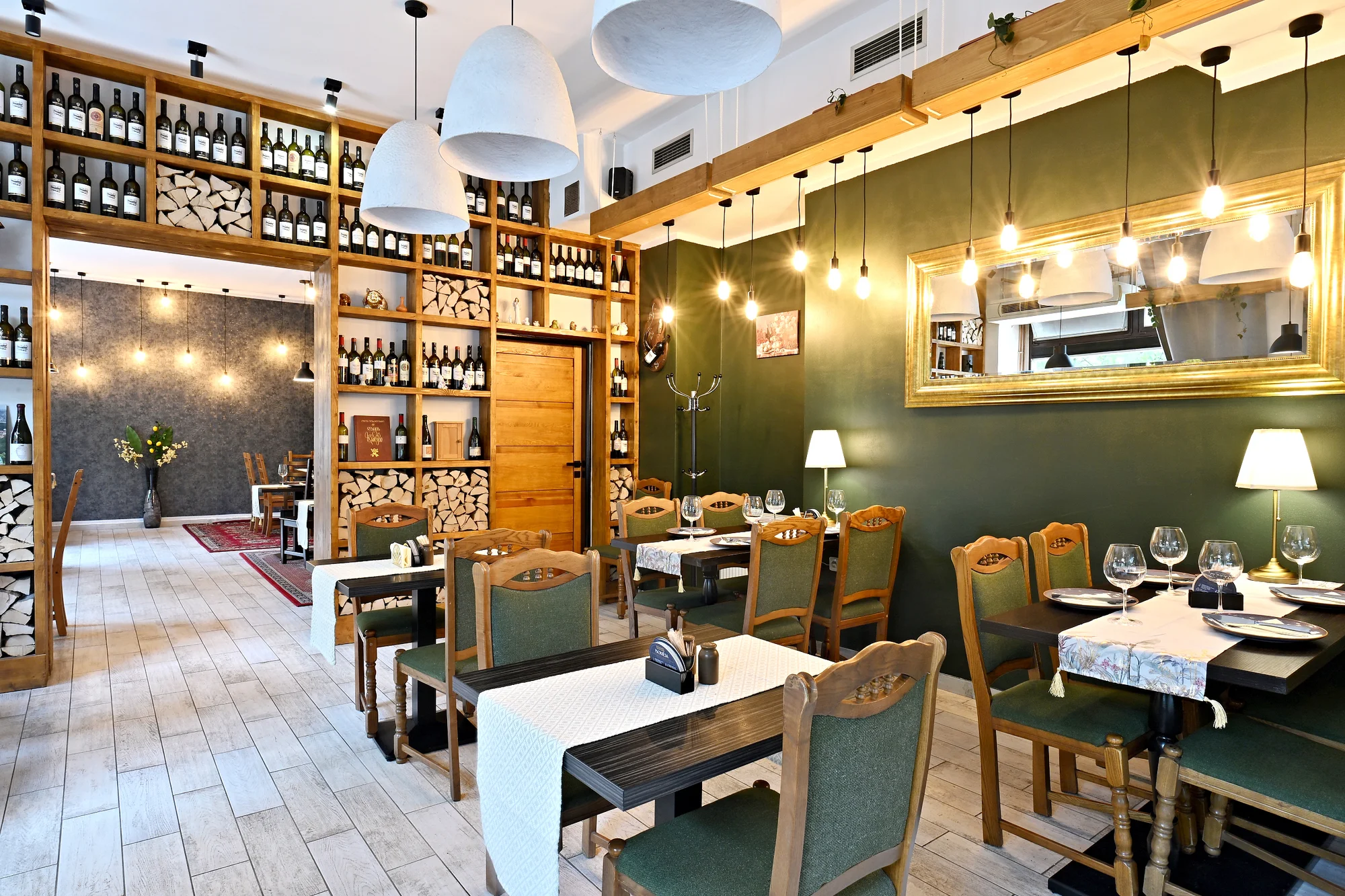Ochutnejte Gruzii: voucher na 500 až 1500 Kč do nově otevřené restaurace ve Vršovicích