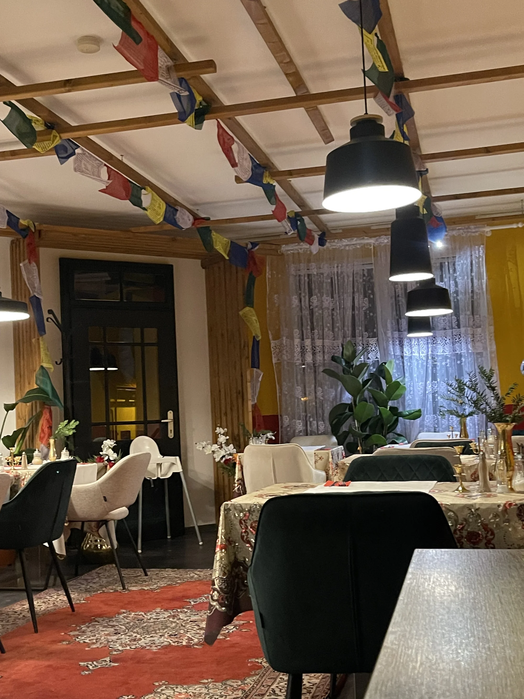 Nepálské degustační menu pro 1 i 2 osoby: špíz, polévka, Thali i nápoj