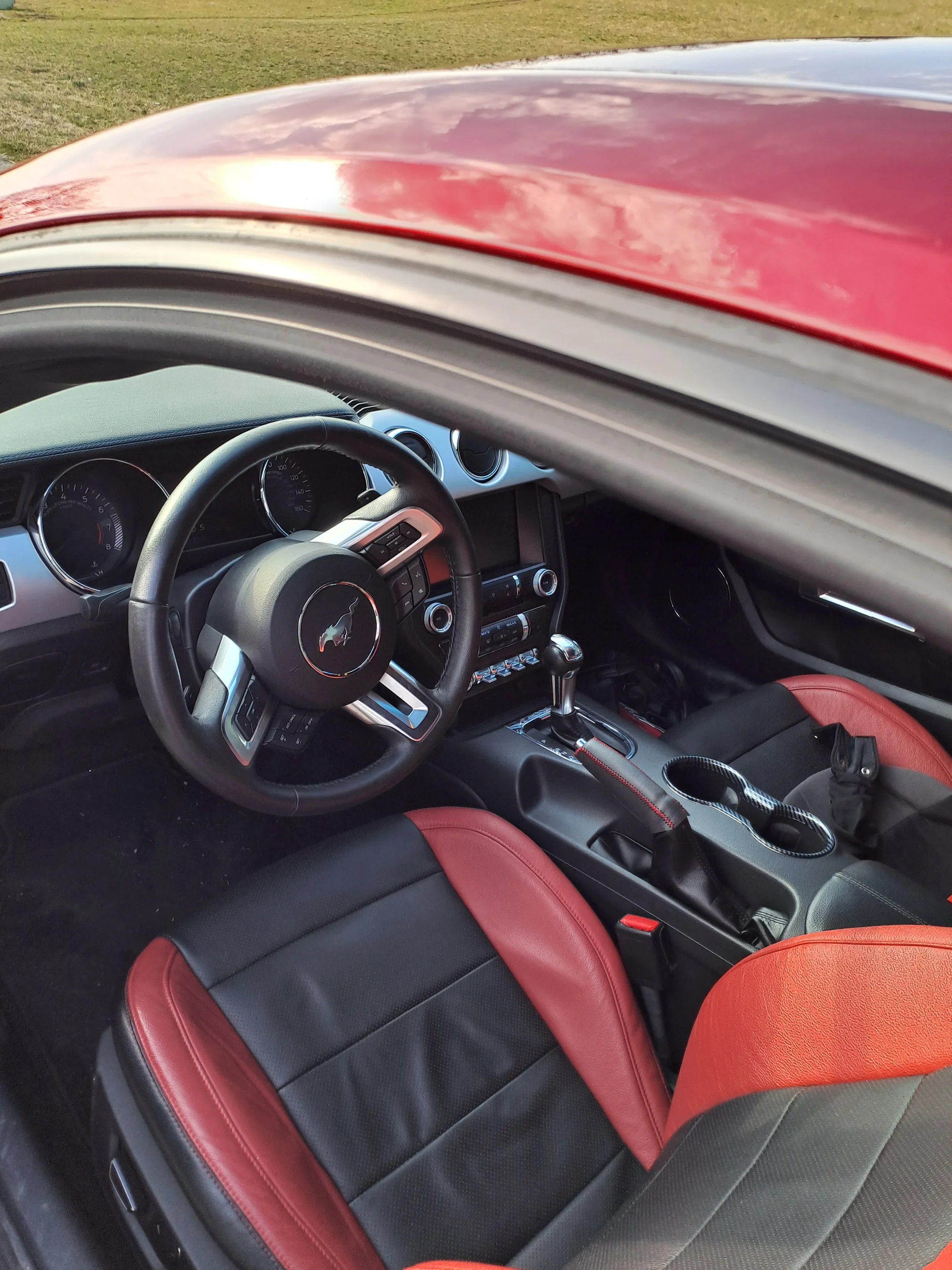 Pronájem ikonického amerického vozu Ford Mustang GT 500: na 6, 12, 24 i 48 hodin