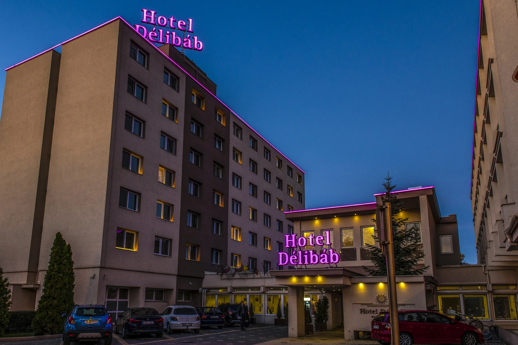 Relax u největších termálů v Evropě: 4* hotel s polopenzí, wellness i vstup do Hungarospa