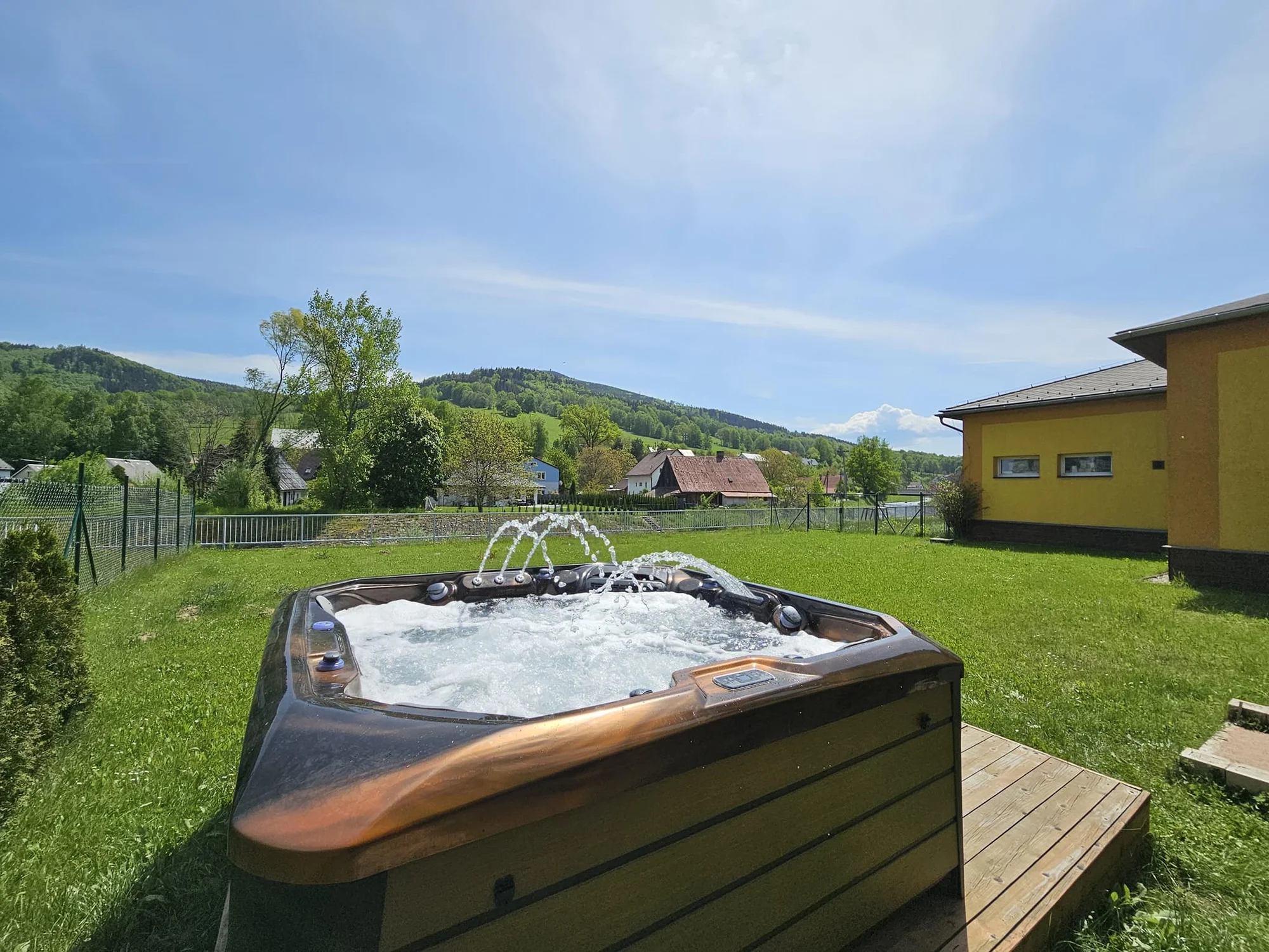 Pobyt v srdci Jeseníků: snídaně či polopenze i wellness, dítě do 11,9 let zdarma vč. stravy