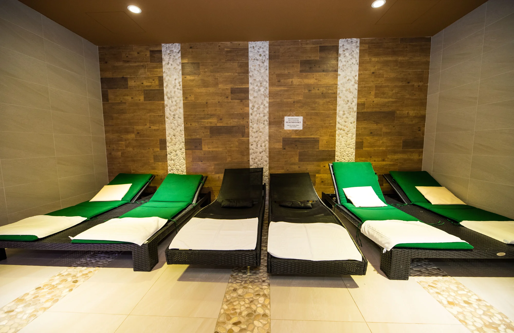 Pobyt v Beskydech na Valašsku: snídaně či polopenze, balíčky s wellness i masáží