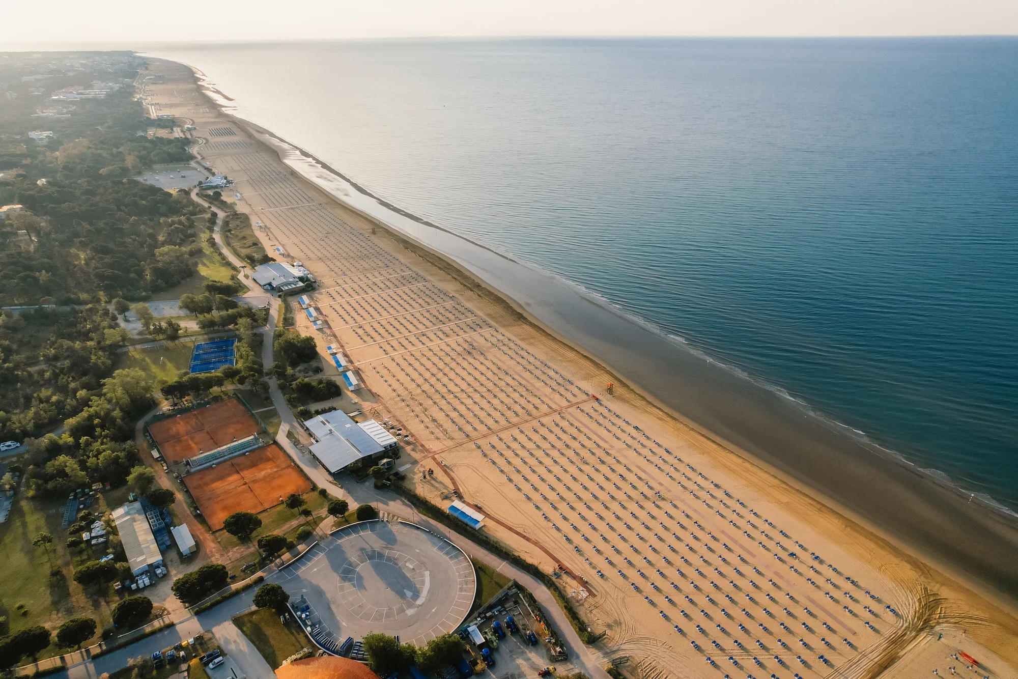 Rodinný pobyt v italském Bibione: 4* hotel vč. snídaní, hotelového bazénu a půjčení kol, 500 m od pláže