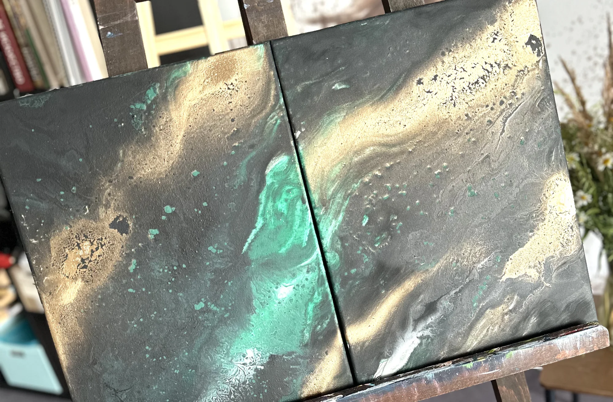 Zážitkové malování obrazů pro 1 i 2 osoby: metoda fluid art, epoxidová pryskyřice i alkoholové inkousty