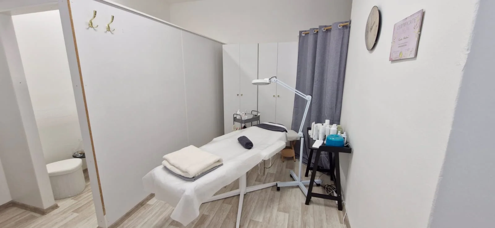 Kompletní péče o pleť: masáž Gua Sha, hloubkové čištění i chemický peeling