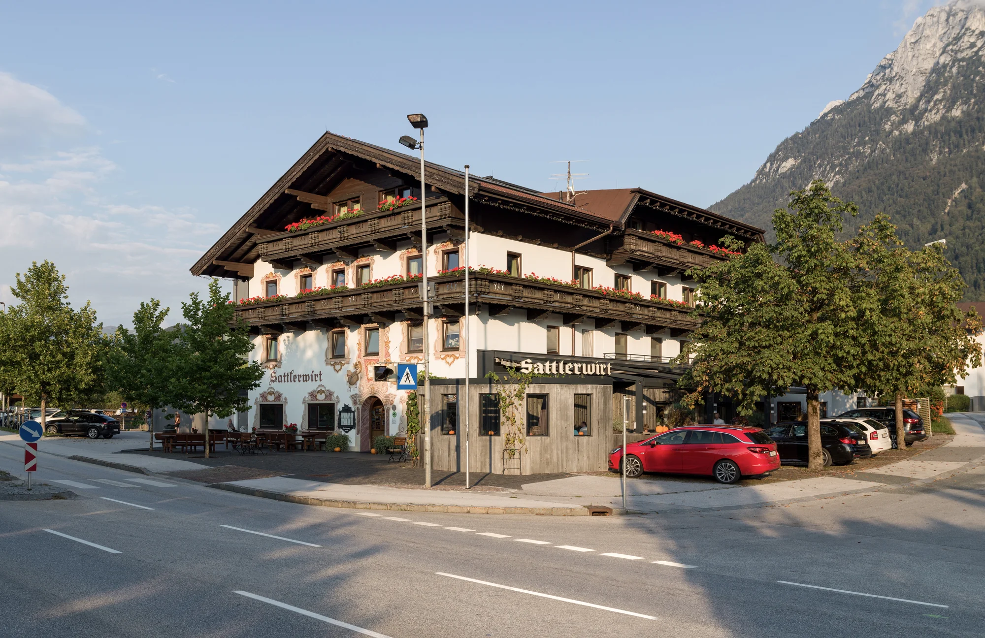 Pohodová dovolená v Alpách: tyrolský hotel s polopenzí, neomezeně sauny, karta výhod