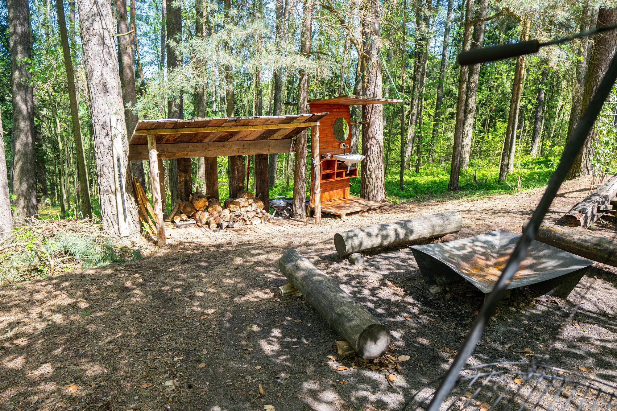 Relax v přírodě: pobyt v renovované jurtě nedaleko Ještědu až pro 4 osoby