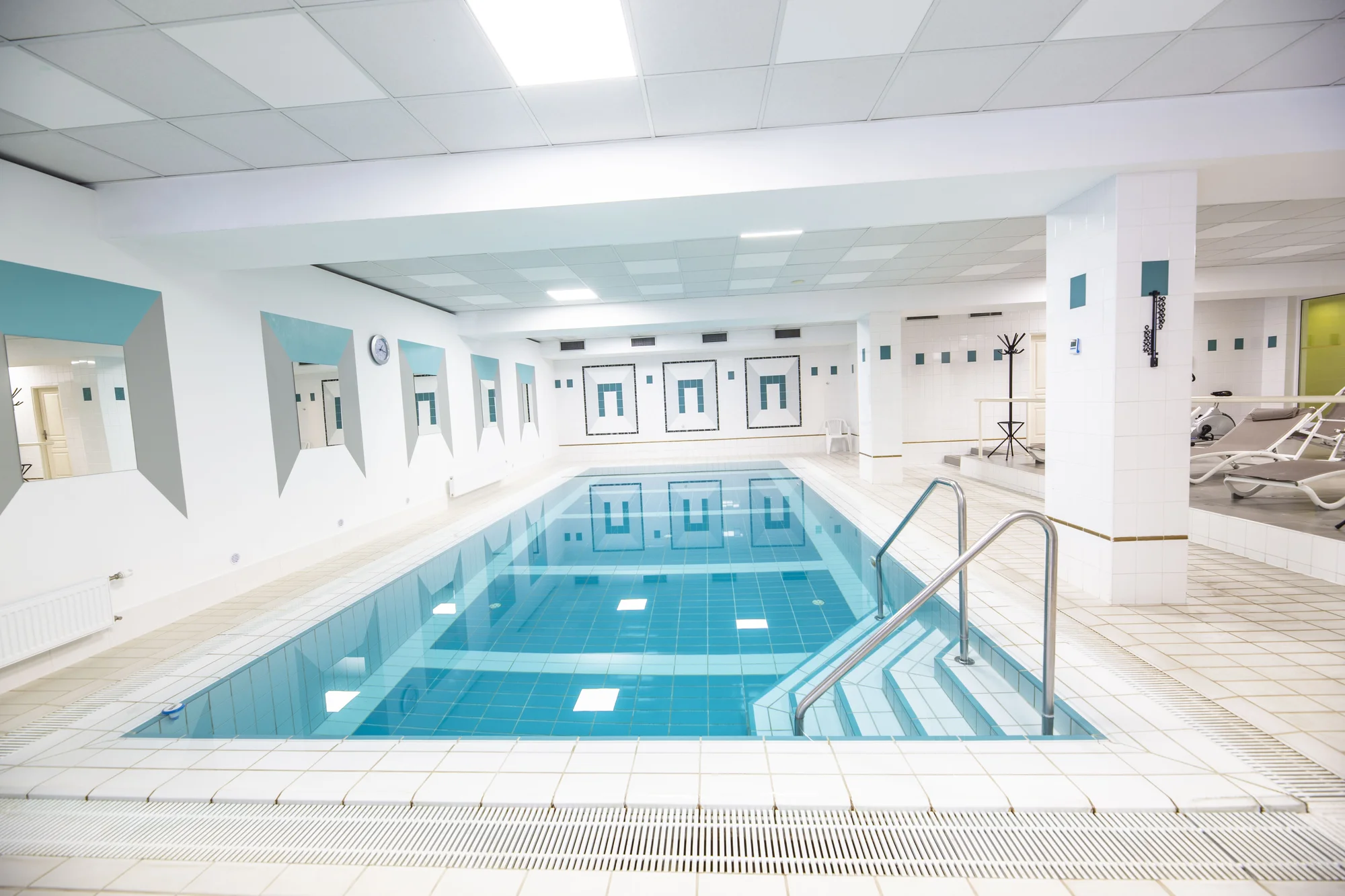 Pobyt ve 4* hotelu v Mariánských Lázních: jídlo, vyhřívaný bazén i wellness procedury