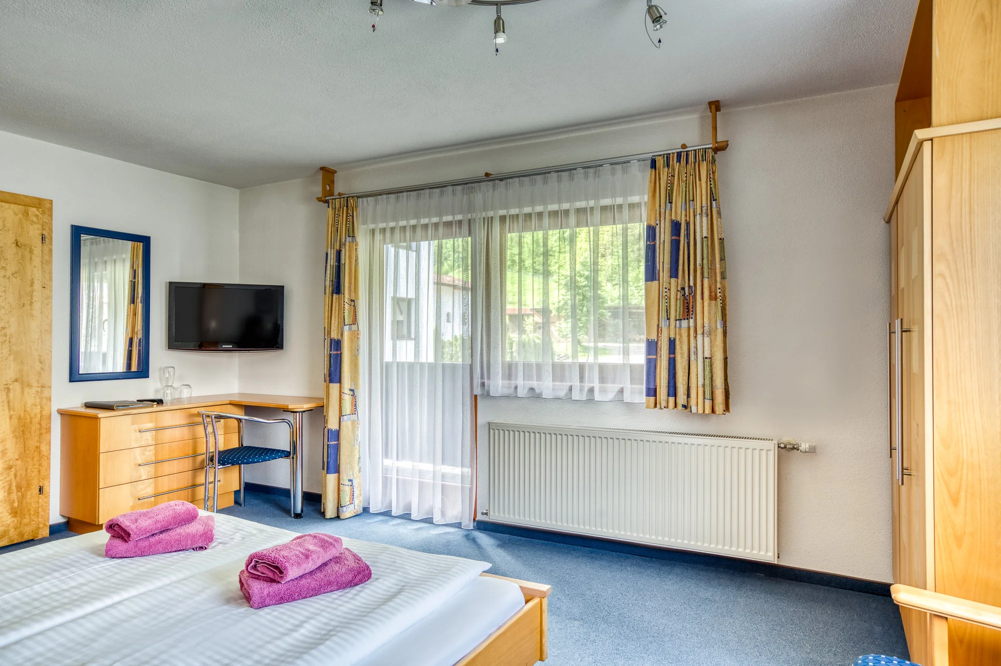 Tyrolský Ötztal: hotel s neomezeným wellness a polopenzí, koupání v horském jezeře
