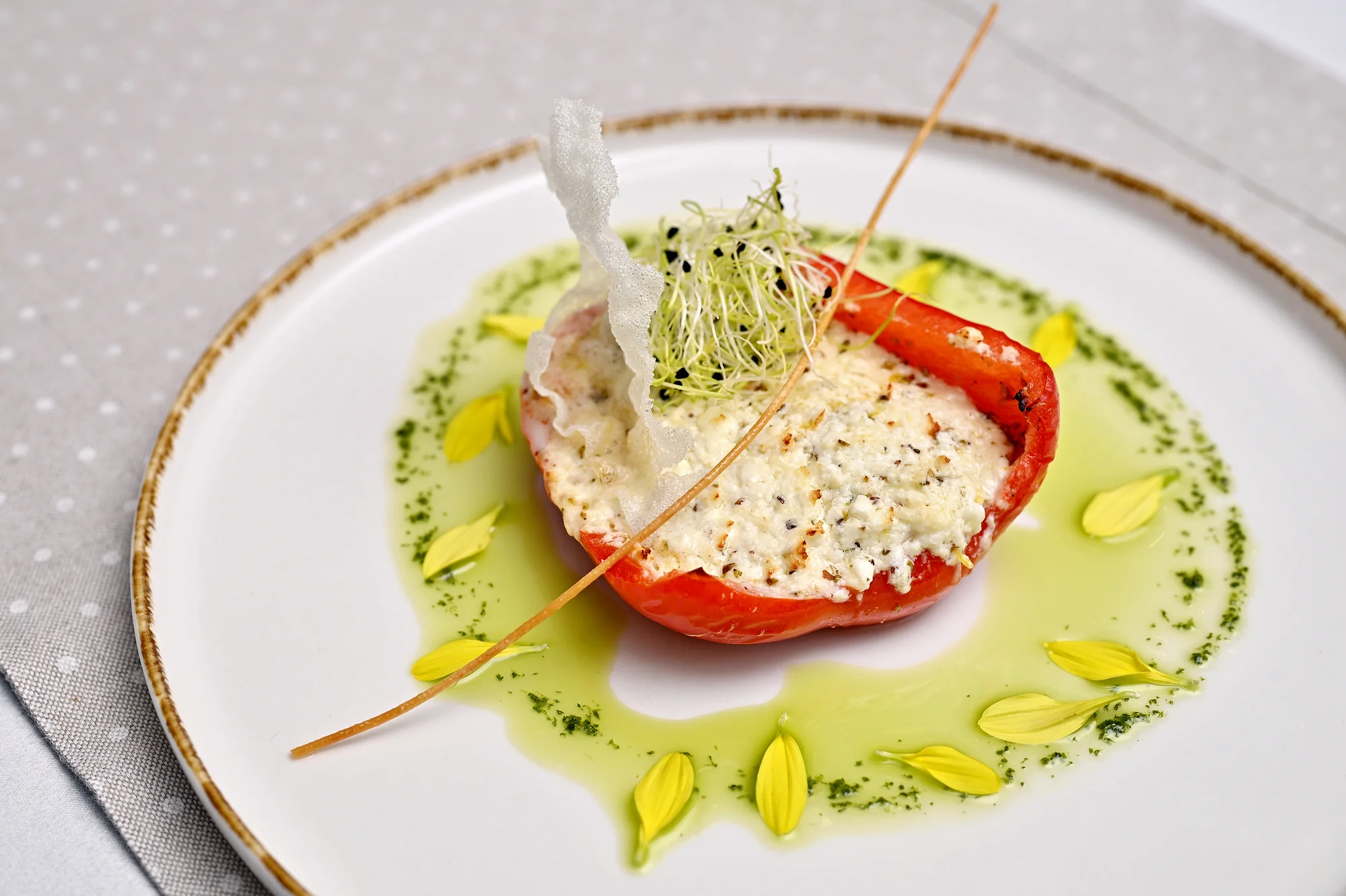 Tříchodové menu pro dva s možností vinného párování: tilápie, krůtí sous-vide i fritovaná zmrzlina