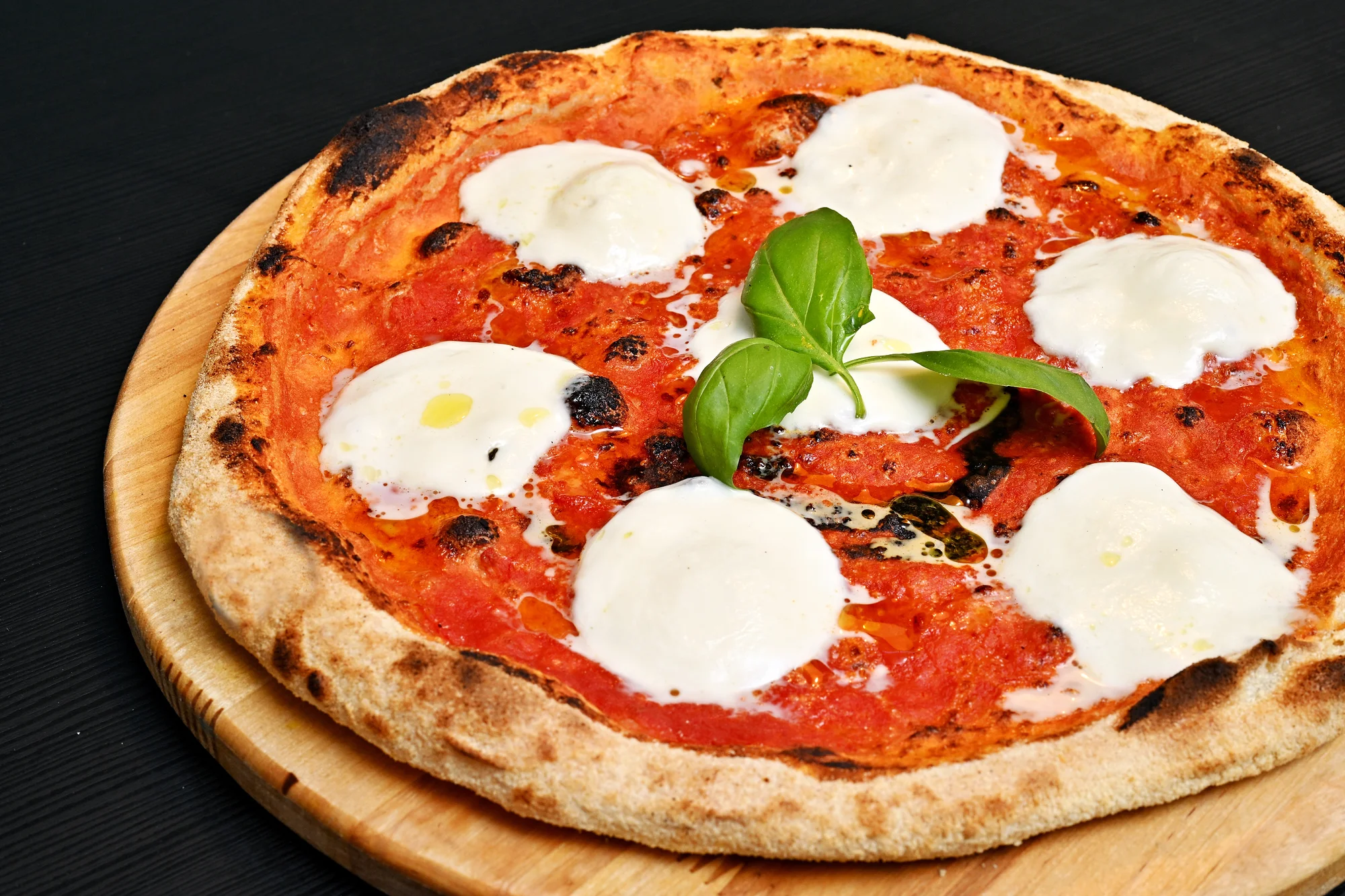Vyhlášená pizza v Capybara pizza: 1 nebo 2 pizzy dle výběru, možnost i s proseccem