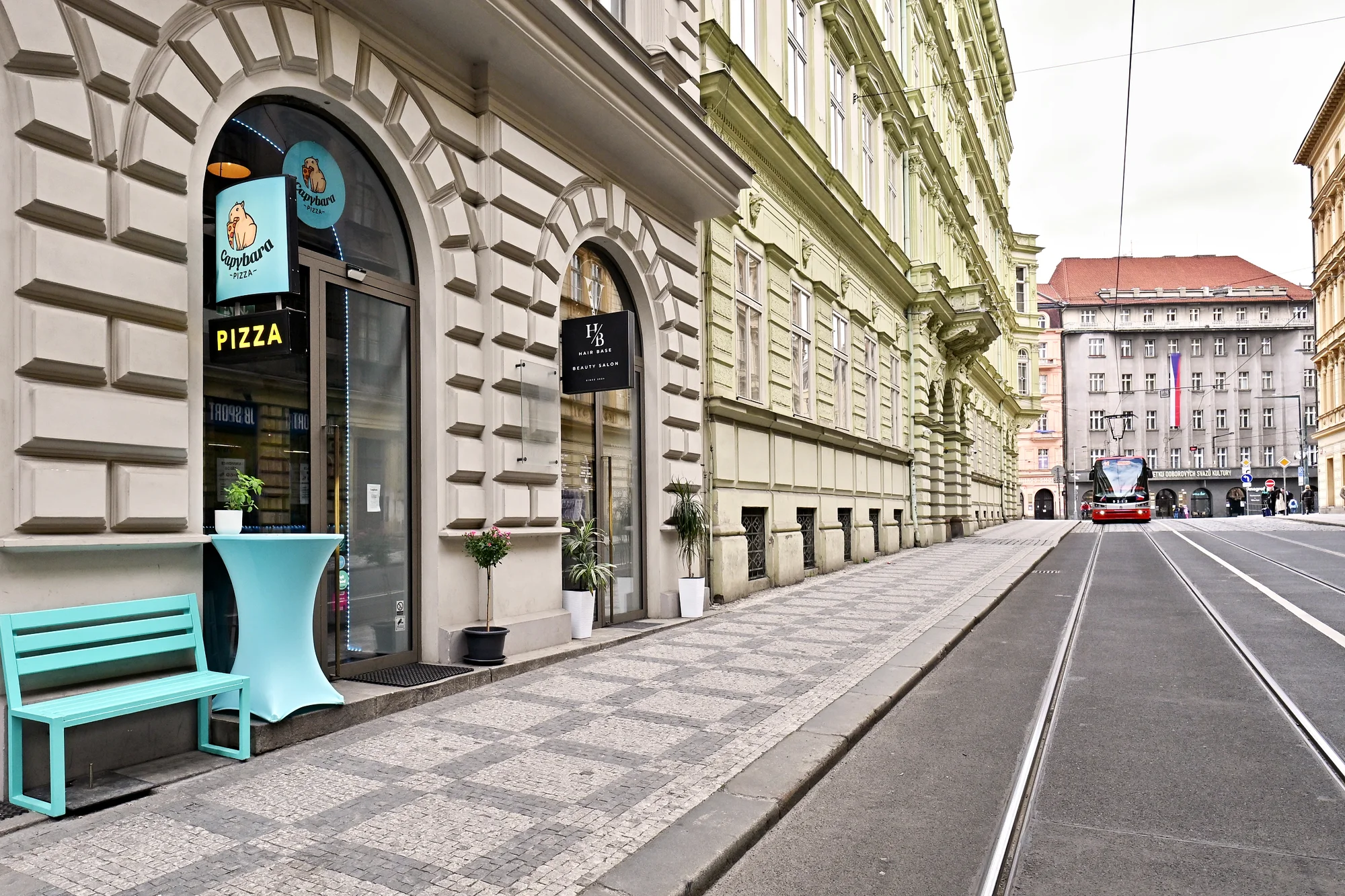 Vyhlášená pizza v Capybara pizza: 1 nebo 2 pizzy dle výběru, možnost i s proseccem