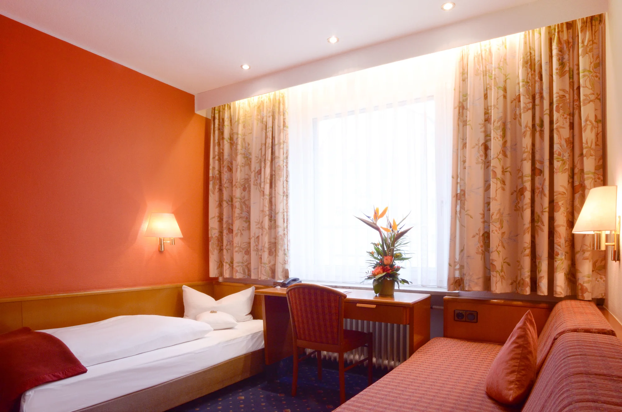Pobyt v Norimberku se snídaní a neomezeným wellness: hotel u nádraží, až 2 děti zdarma