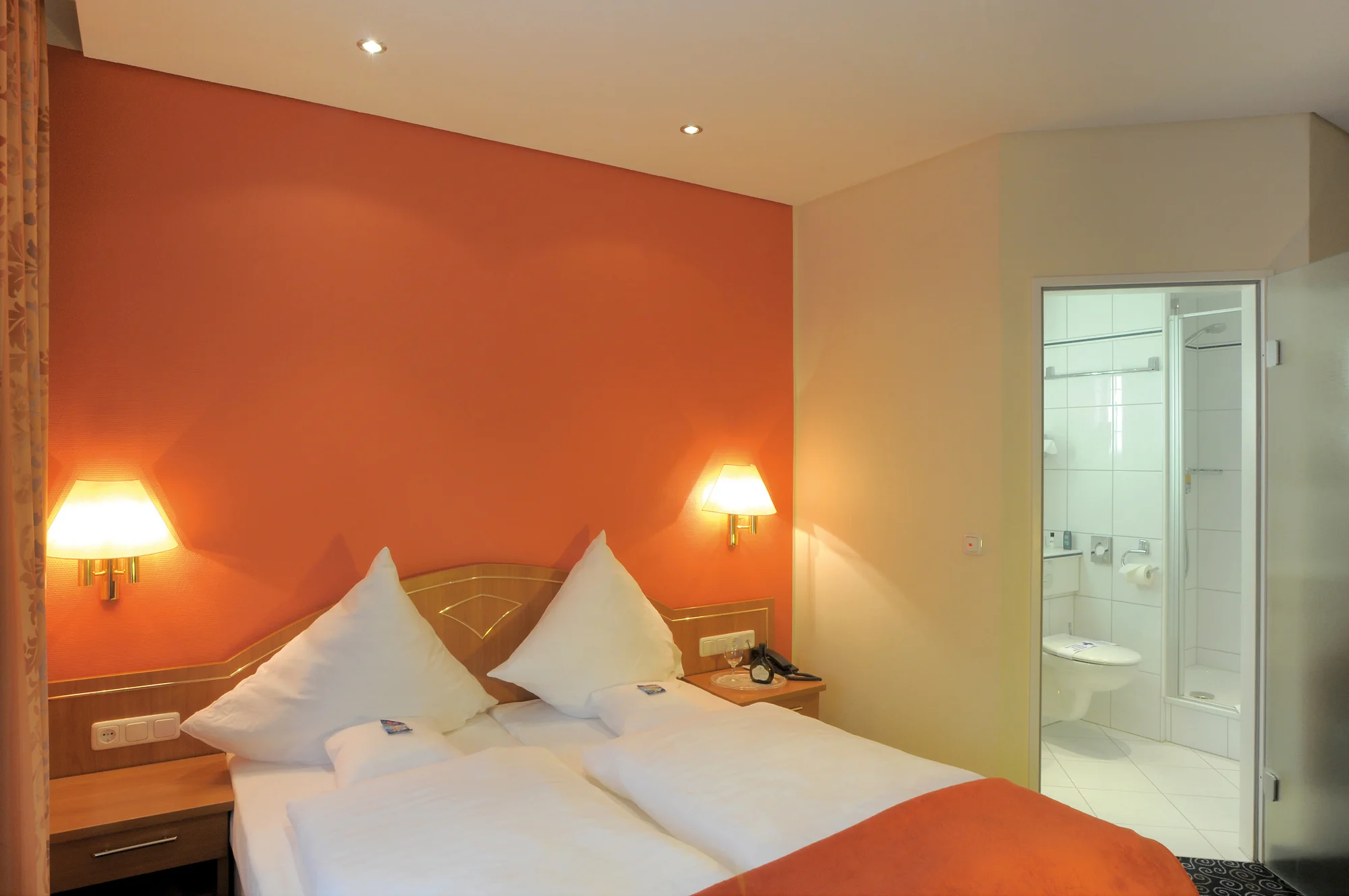 Pobyt v Norimberku se snídaní a neomezeným wellness: hotel u nádraží, až 2 děti zdarma