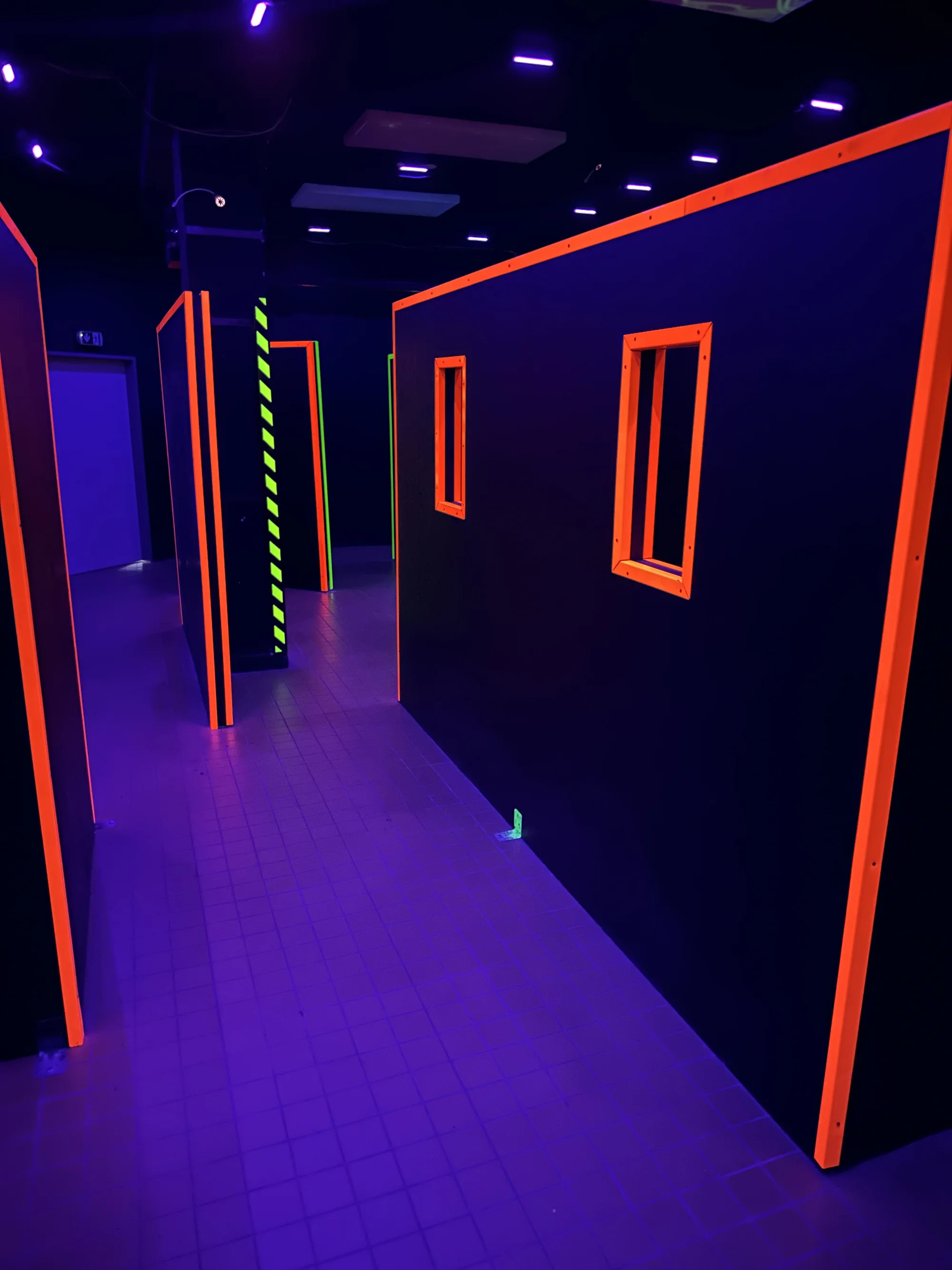 Adrenalin a zábava až pro 8 hráčů: laser game v pardubické aréně vč. nápojů a popcornu