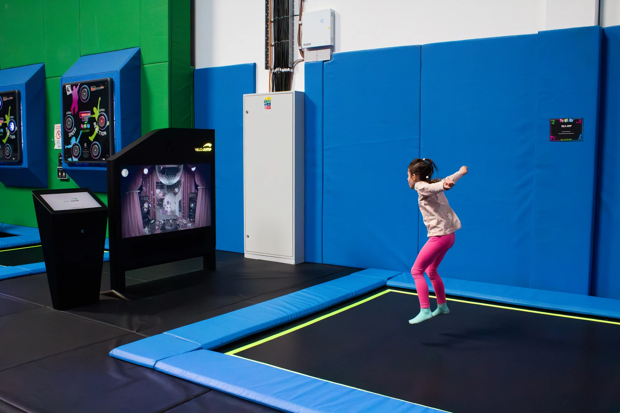 Vstup na 60 minut do trampolínového světa Toboga AirJump! v Brně