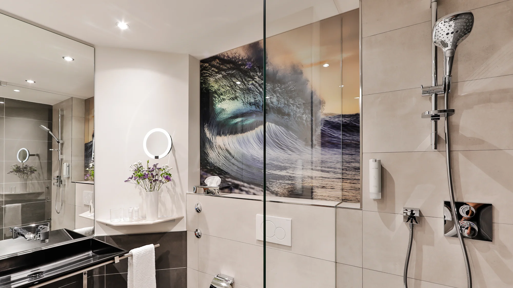 4* hotel v centru Drážďan: snídaně v ceně, dítě do 11,9 let zdarma, možnost wellness
