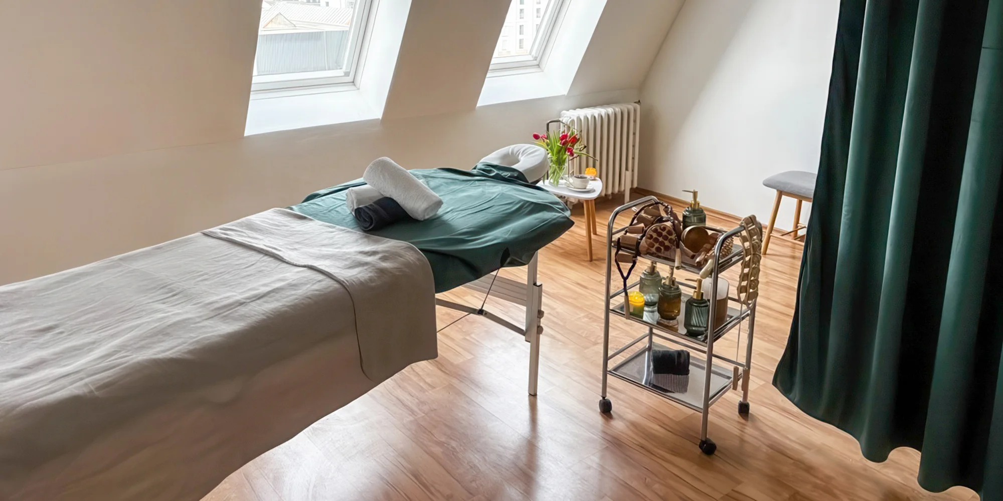 Relaxační masáž zad, šíje i lýtek a plosek nohou: 55 až 60 minut