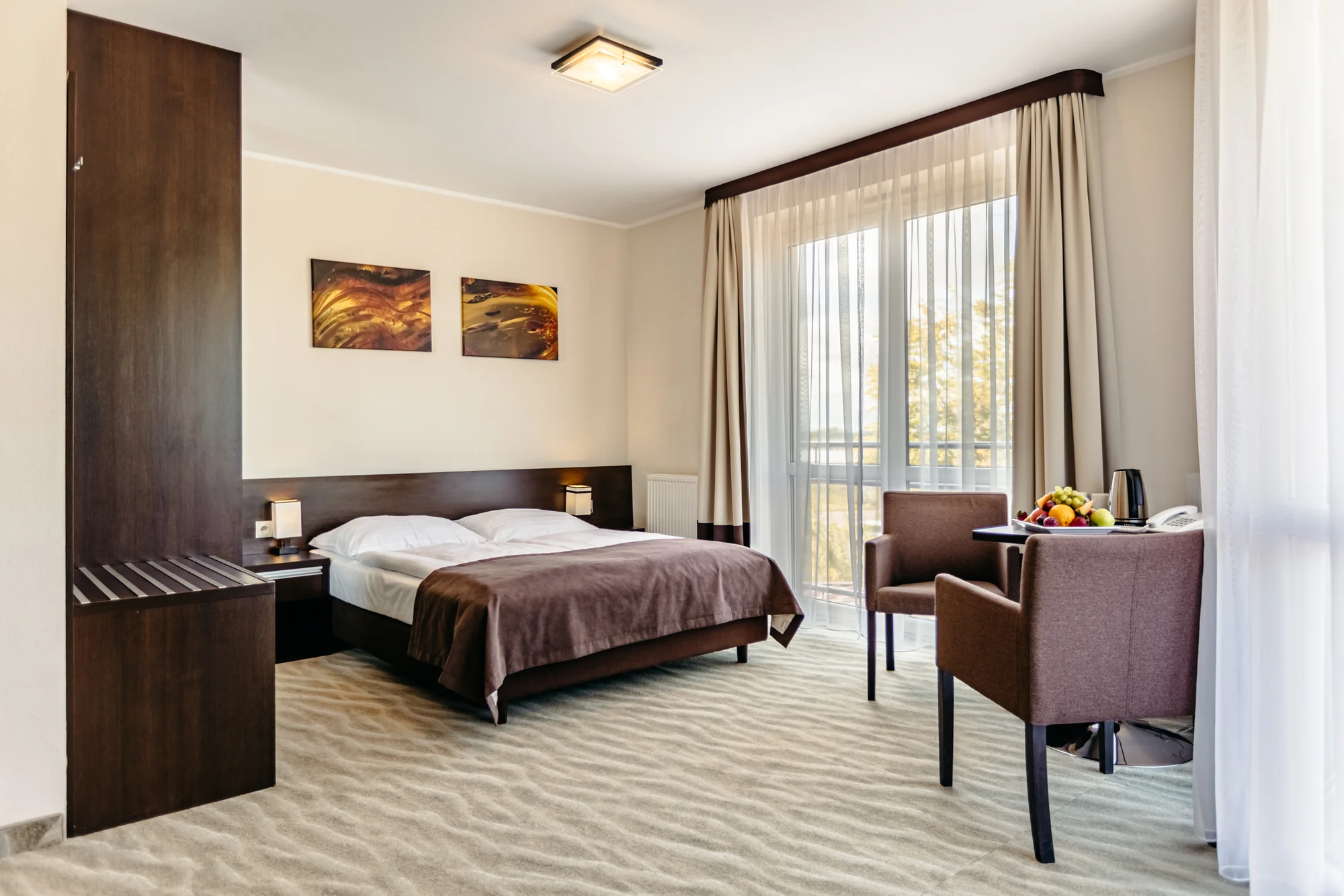 Hurá na Balt: 3* hotel u jezera Jamno, snídaně i polopenze, neomezený wellness, akce 2 děti zdarma