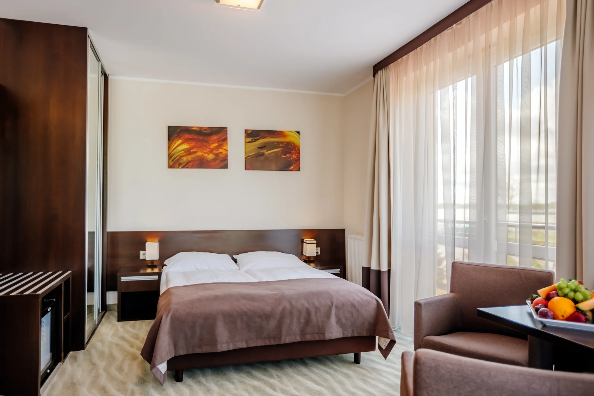 Hurá na Balt: 3* hotel u jezera Jamno, snídaně i polopenze, neomezený wellness, akce 2 děti zdarma